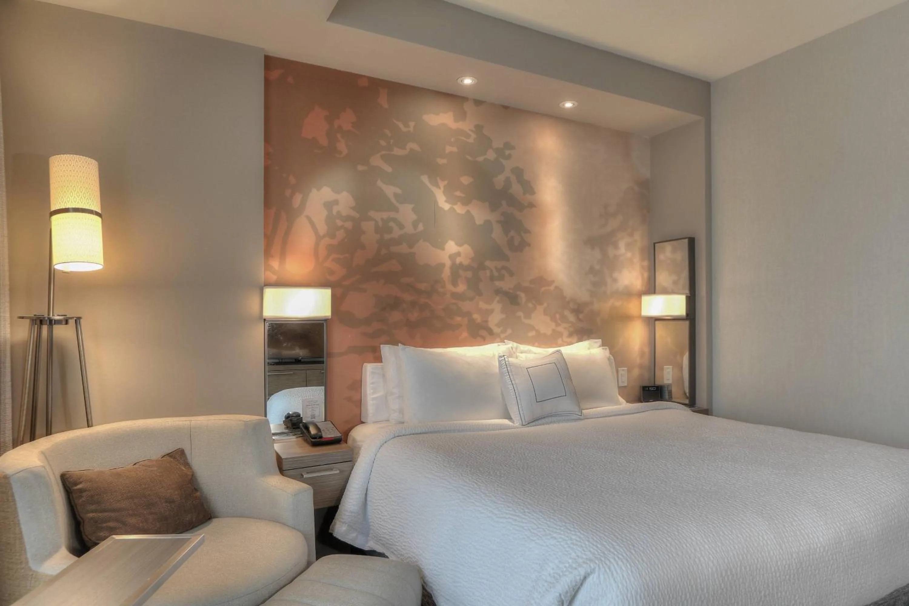 Bedroom, Bed in Courtyard by Marriott Pigeon Forge