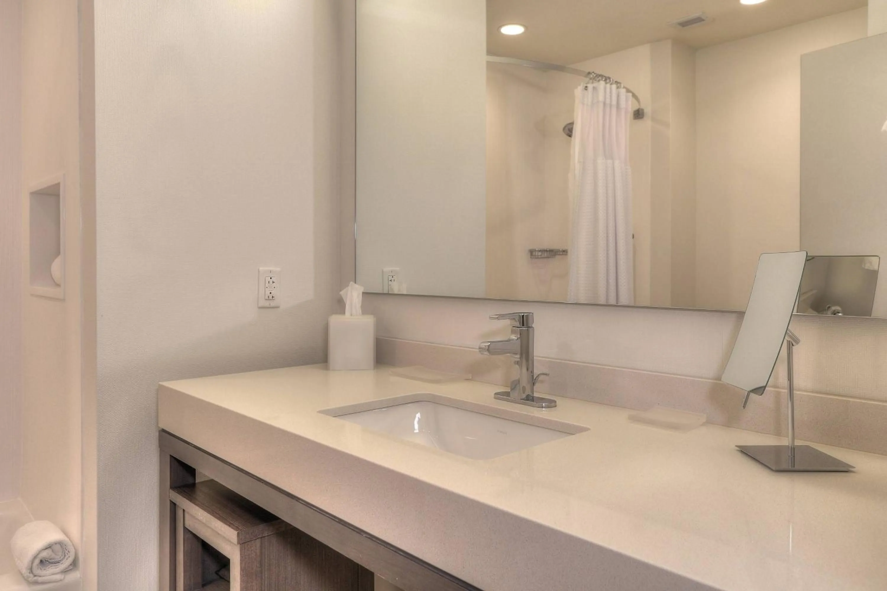 Bathroom in Courtyard by Marriott Pigeon Forge