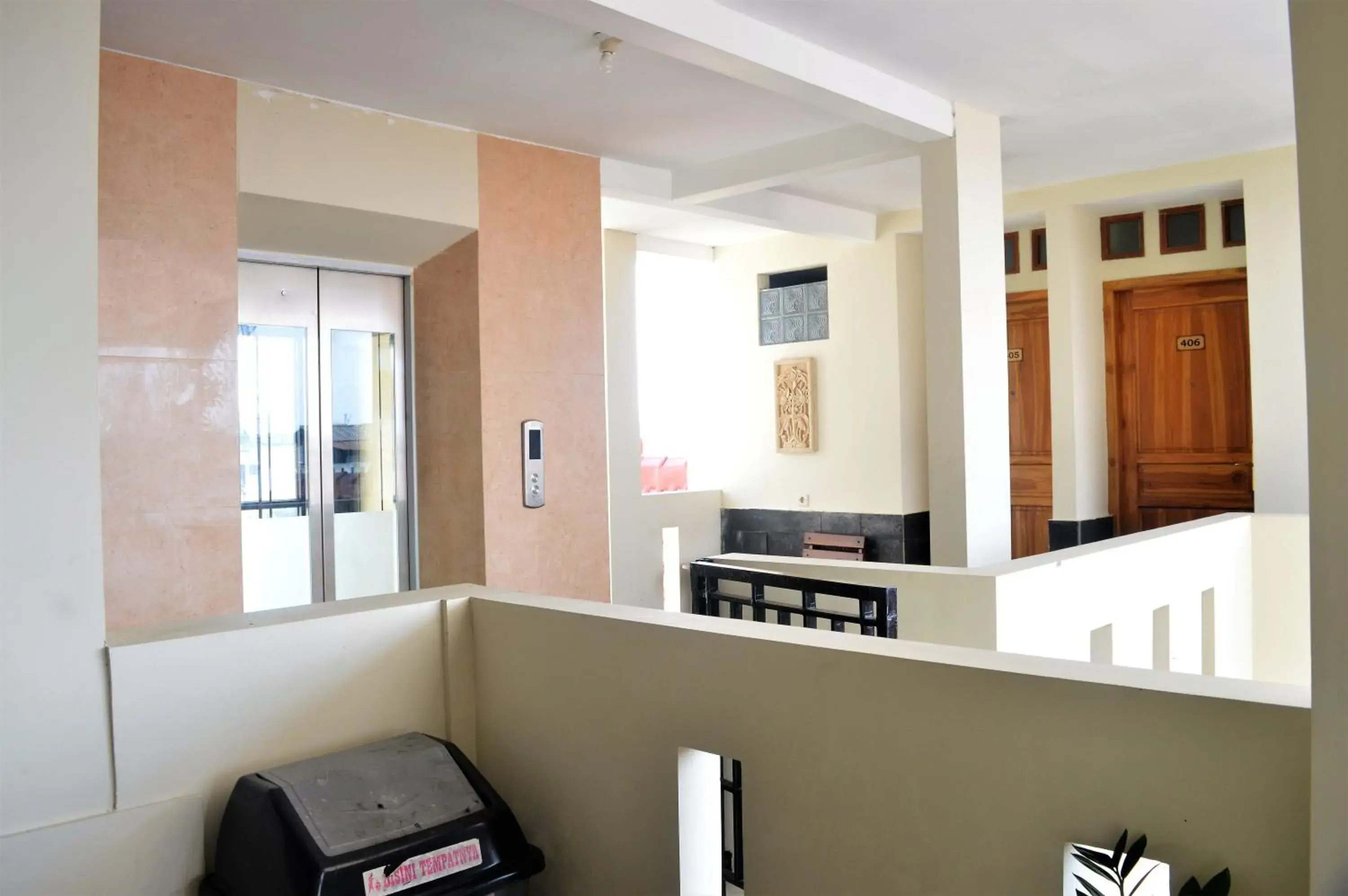 Balcony/Terrace, Bed in Hotel Mataram 2 Malioboro Balcony/Terrace, Bed in Hotel Mataram 2 Malioboro