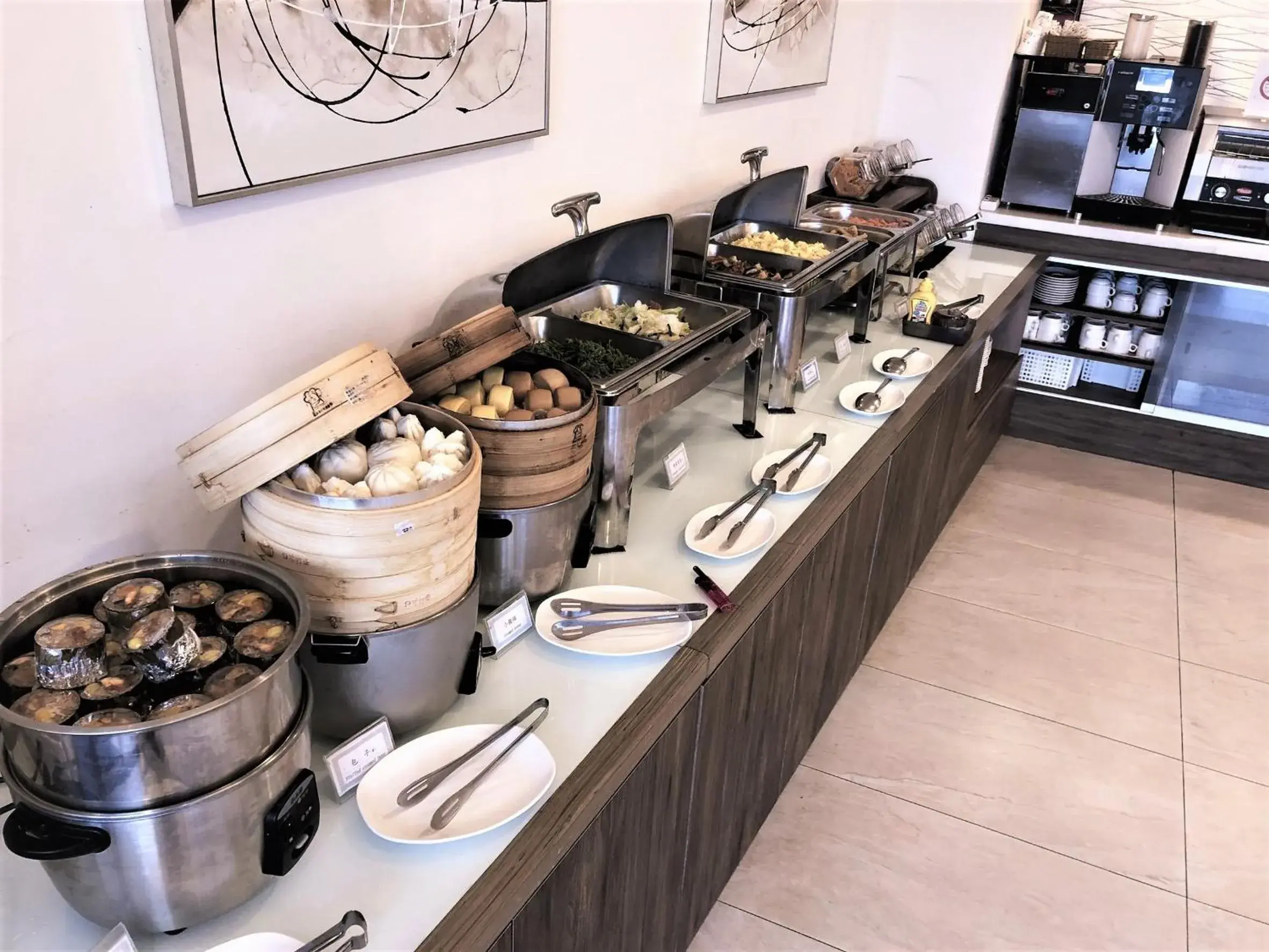 Breakfast in Ming Yue Hu Hotel Breakfast in Ming Yue Hu Hotel