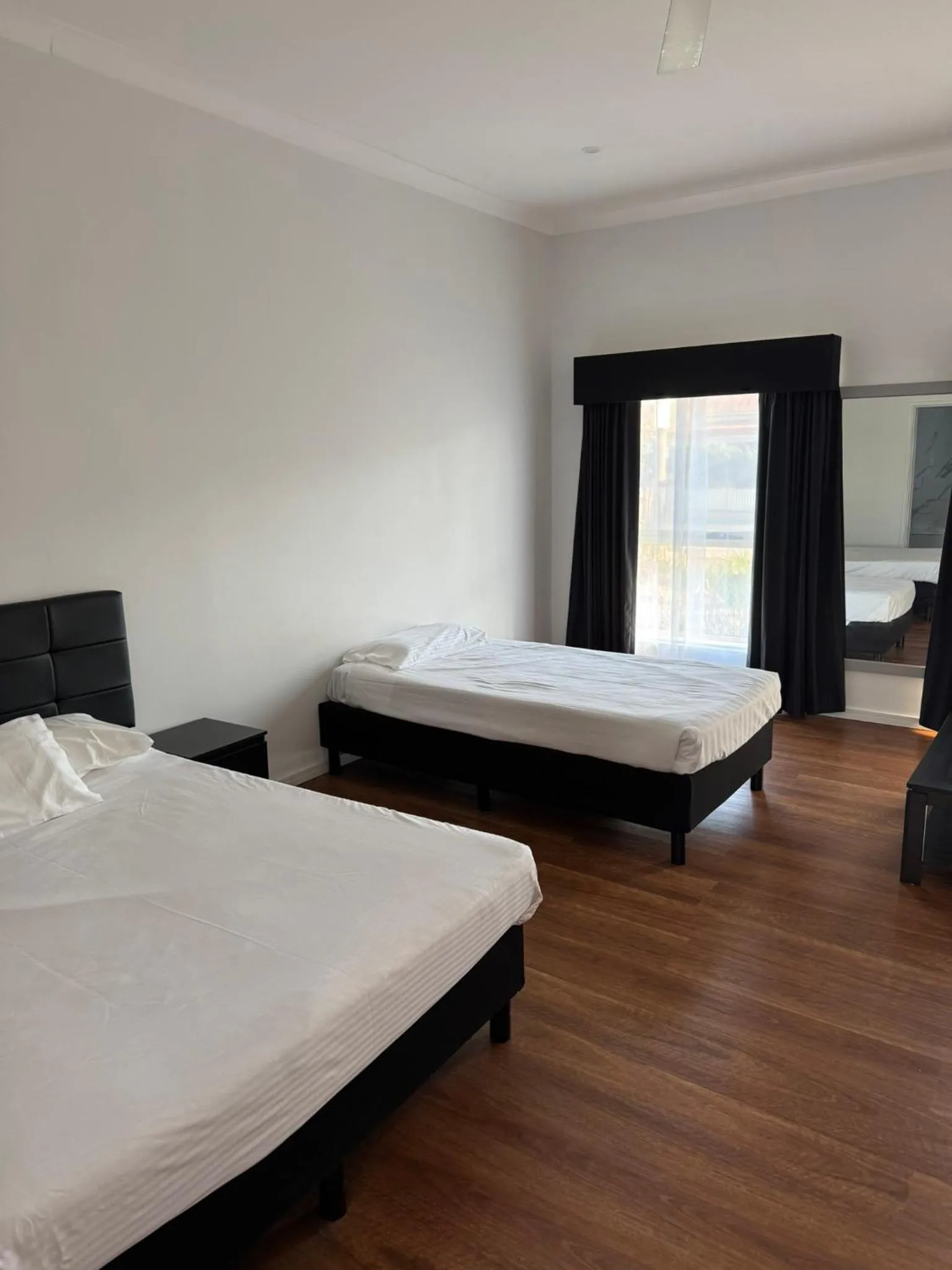 Bed in Footscray Motor Inn and Serviced Apartments