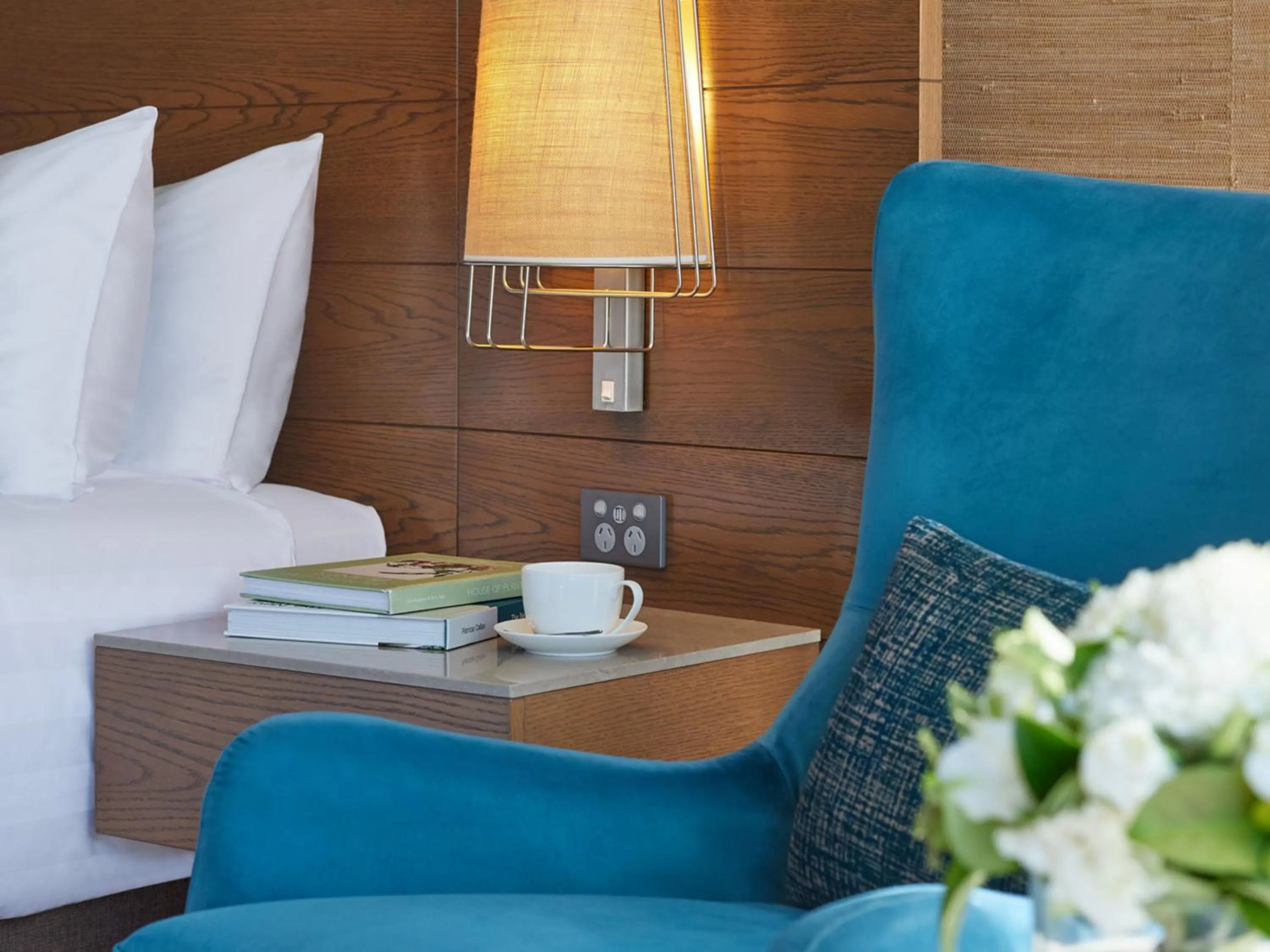 Seating area in Pan Pacific Melbourne