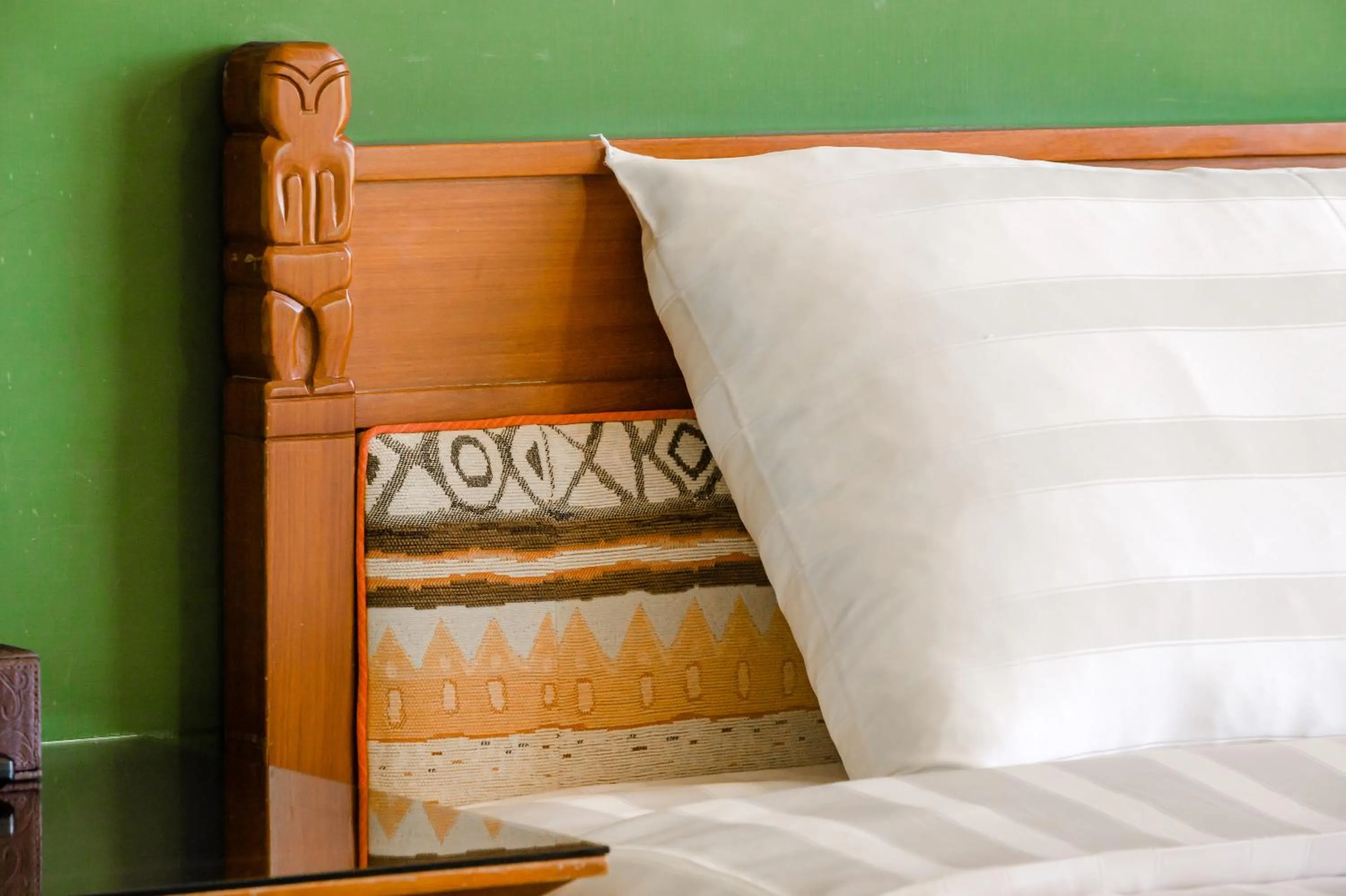 Bedroom, Bed in Summer Garden