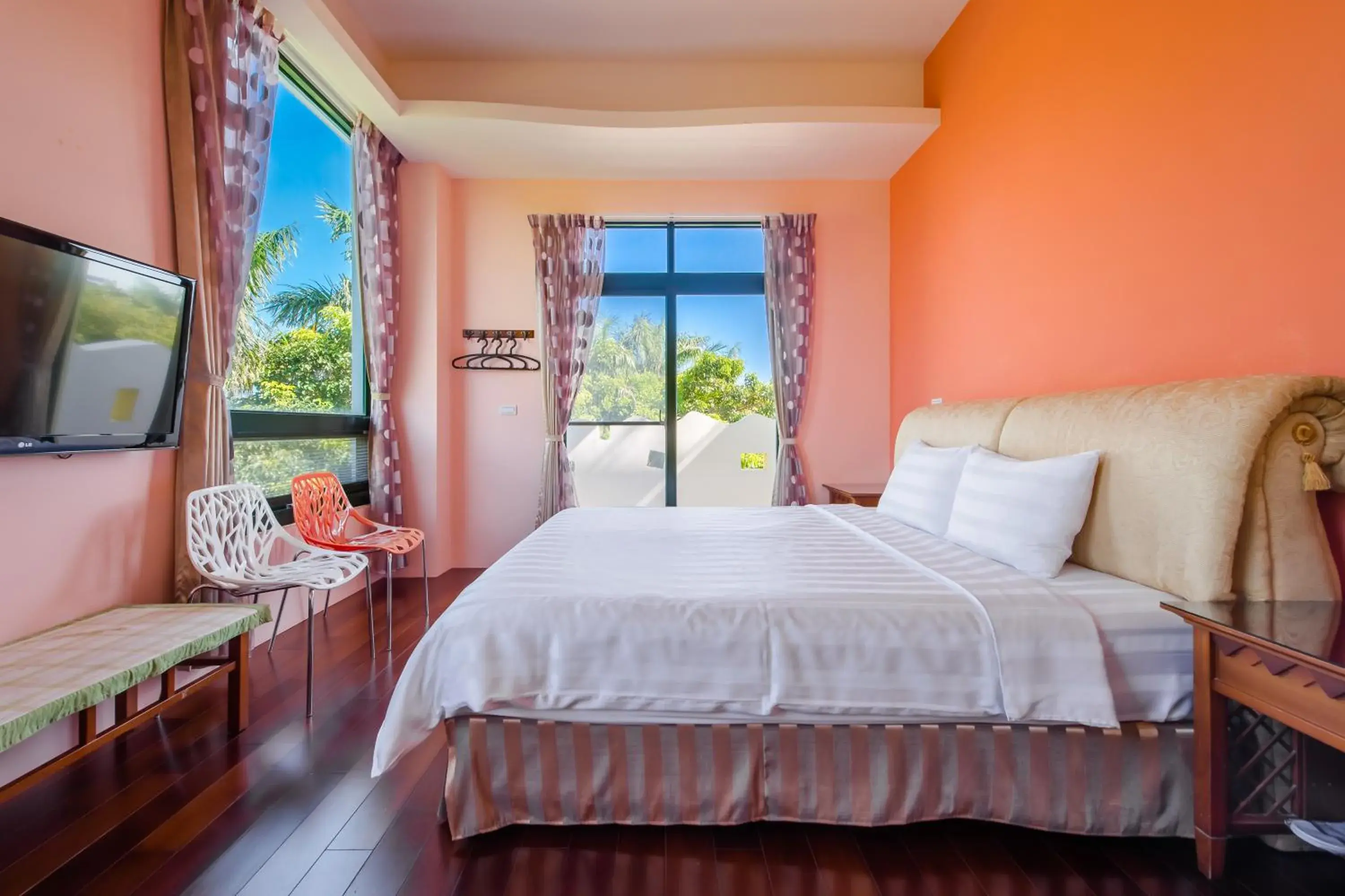 Bedroom, Bed in Summer Garden Bedroom, Bed in Summer Garden