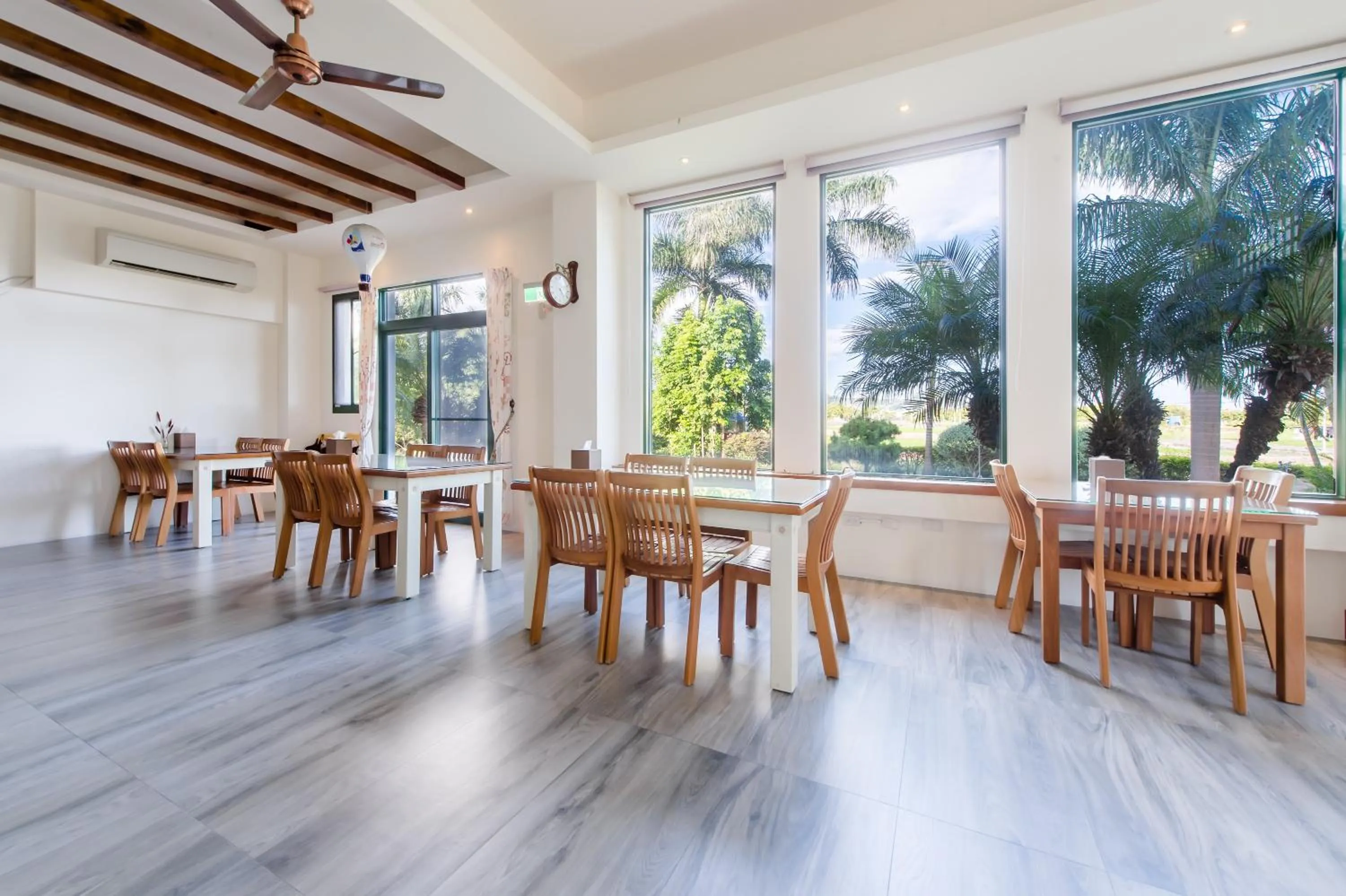 On site in Summer Garden