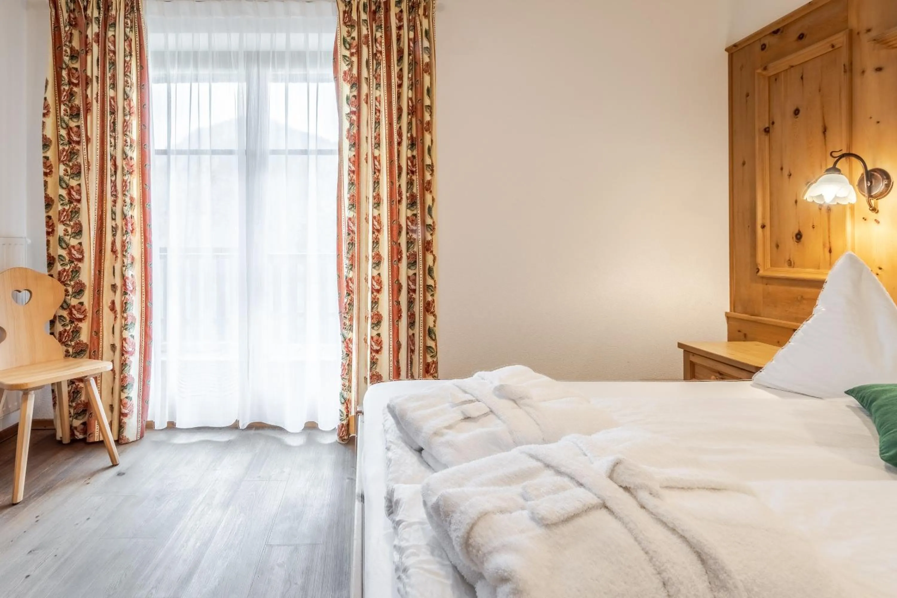 Bedroom, Bed in Hotel Pension Odles