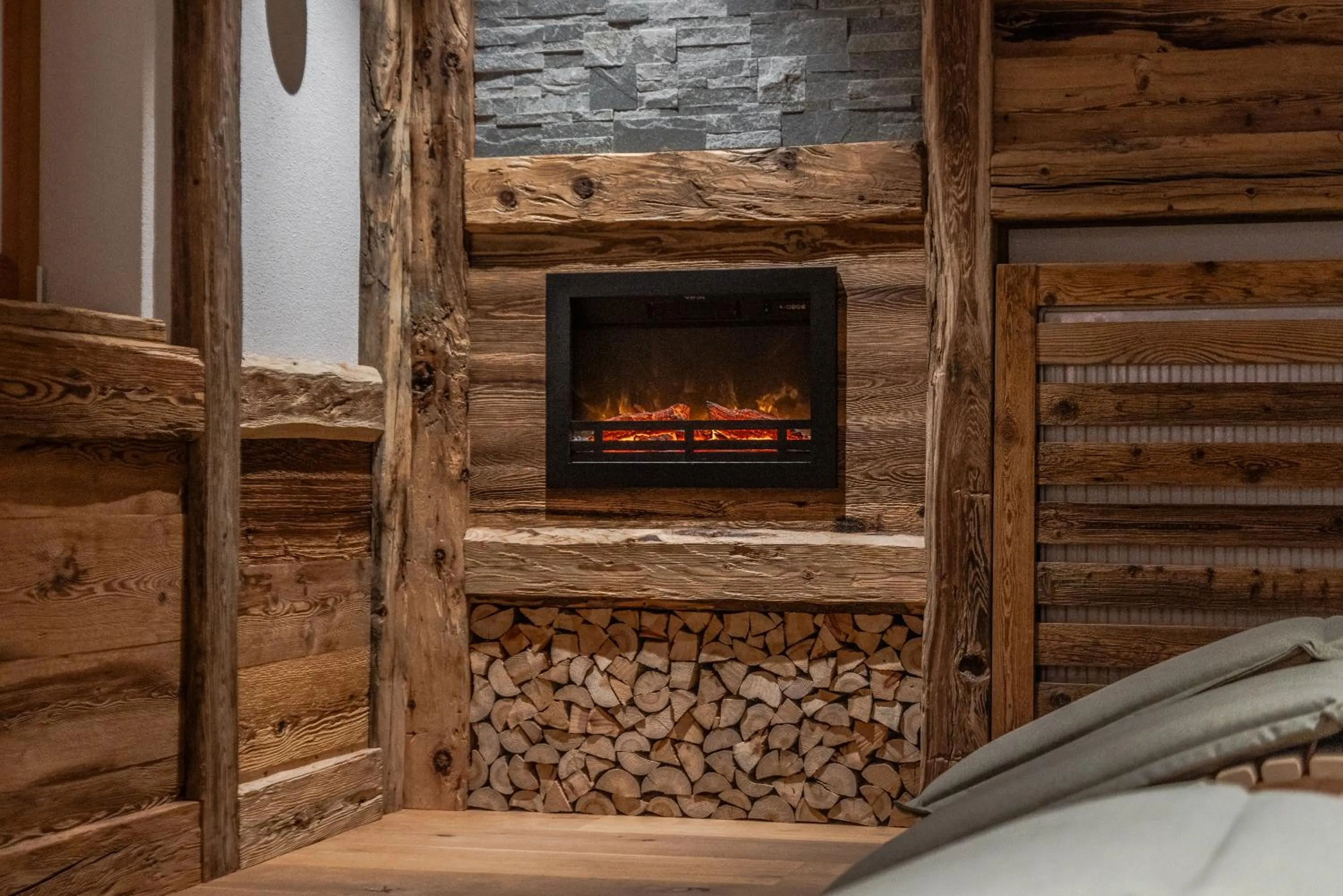 fireplace in Hotel Pension Odles