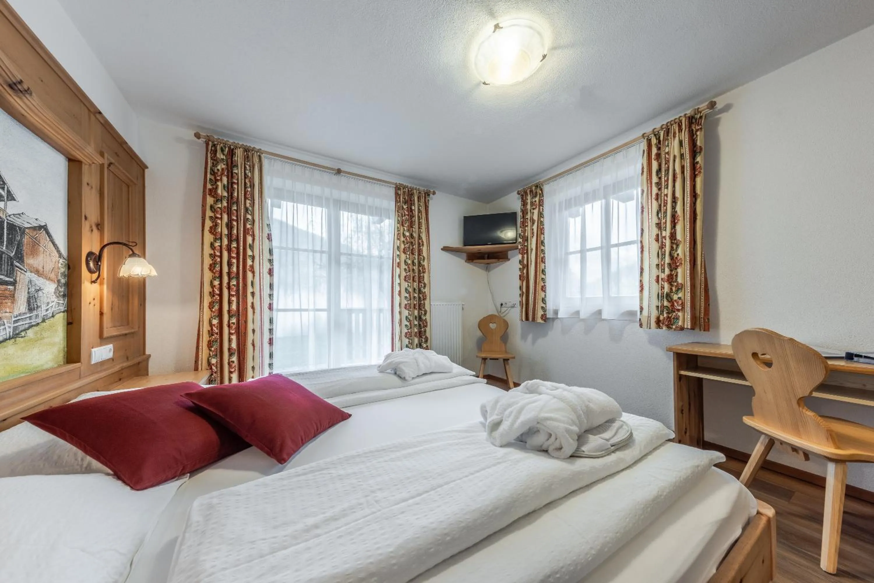 Bedroom, Bed in Hotel Pension Odles