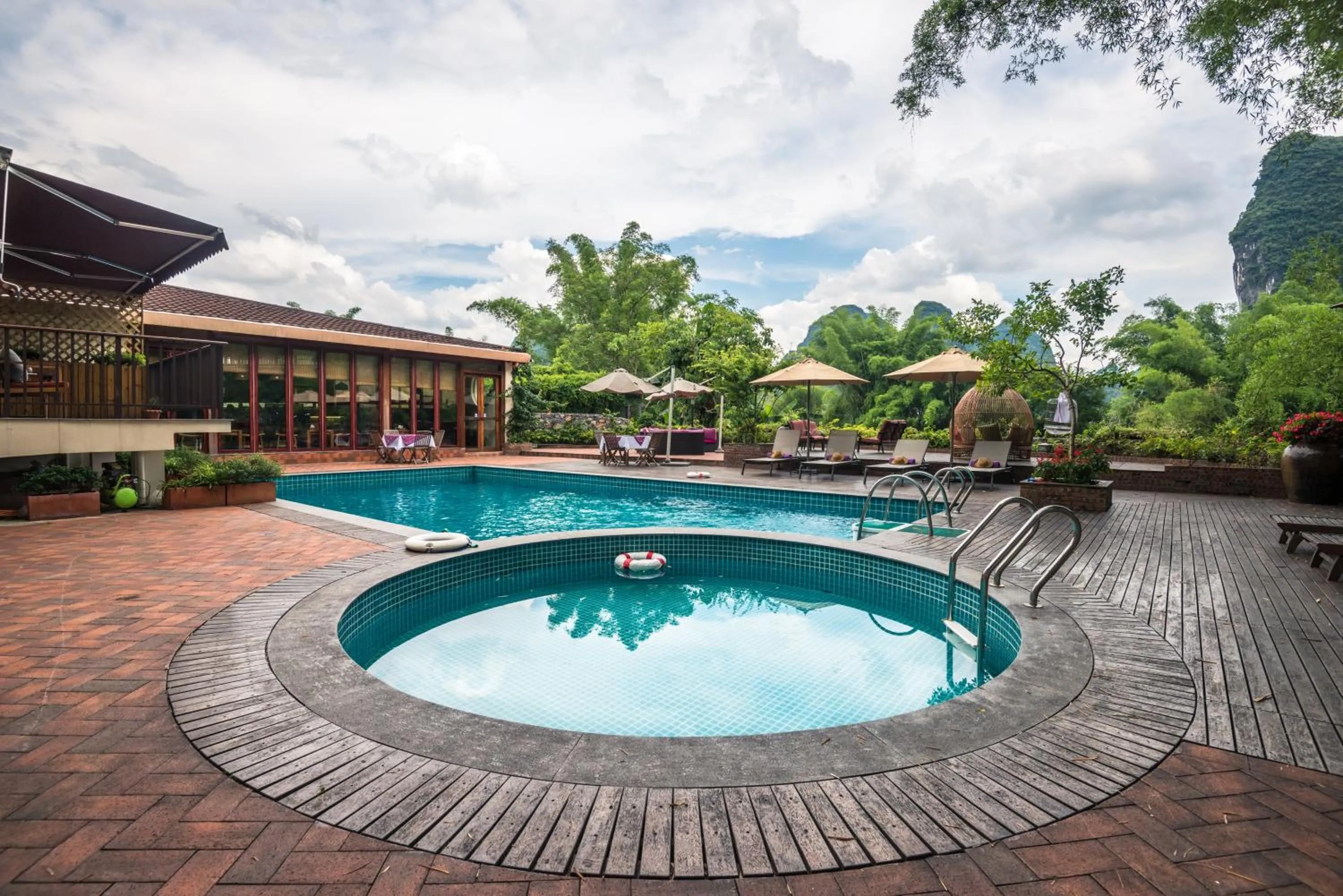 Swimming pool in The Apsara Lodge