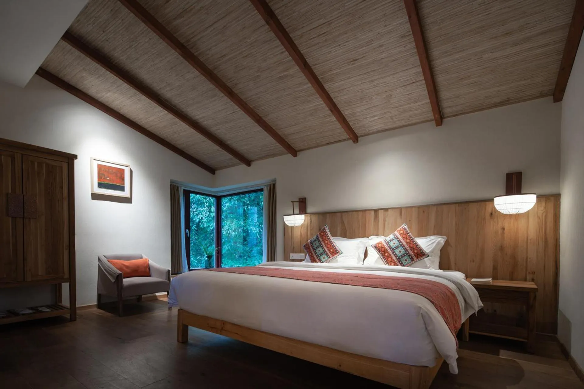 Bed in The Apsara Lodge