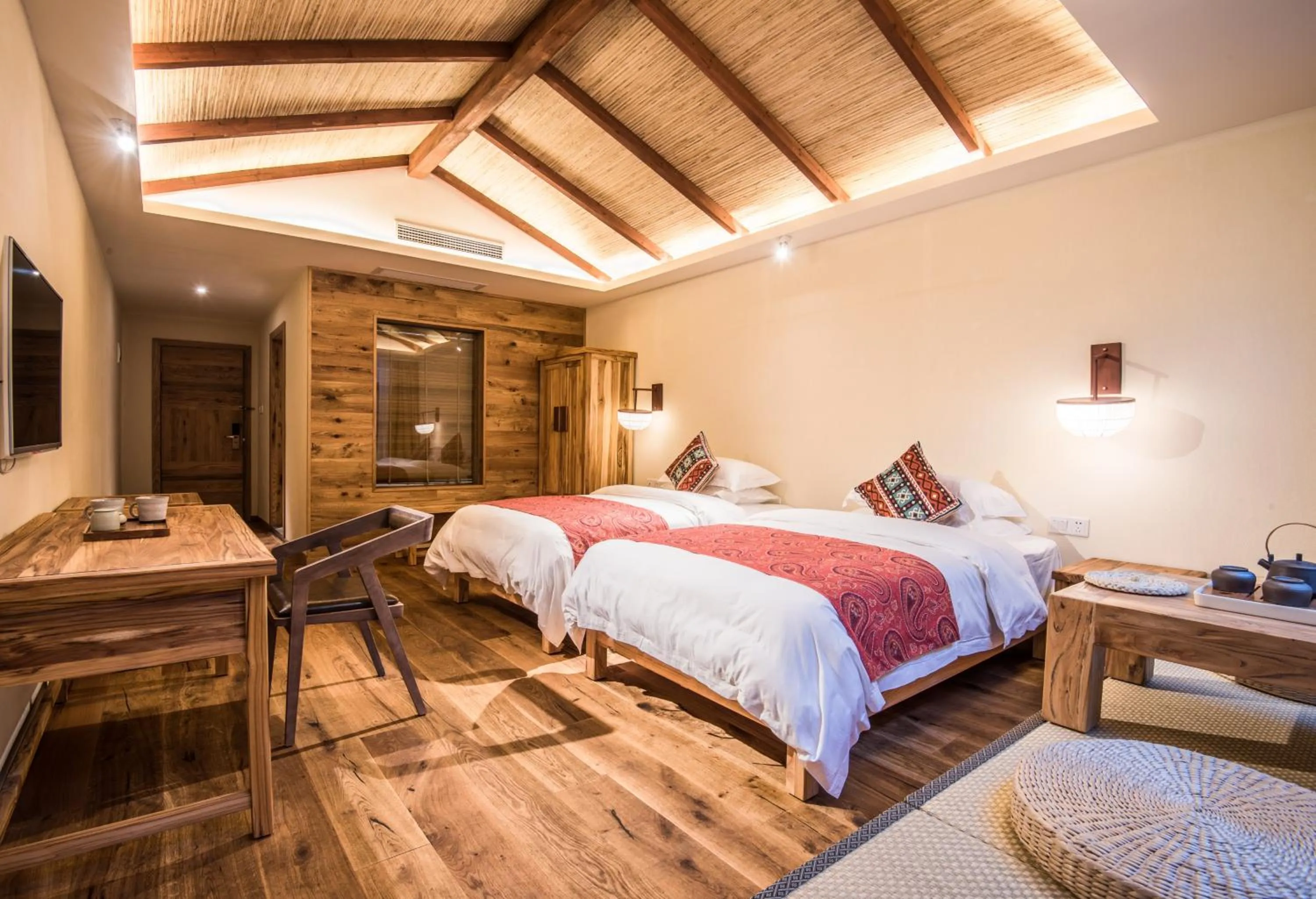 Bed in The Apsara Lodge