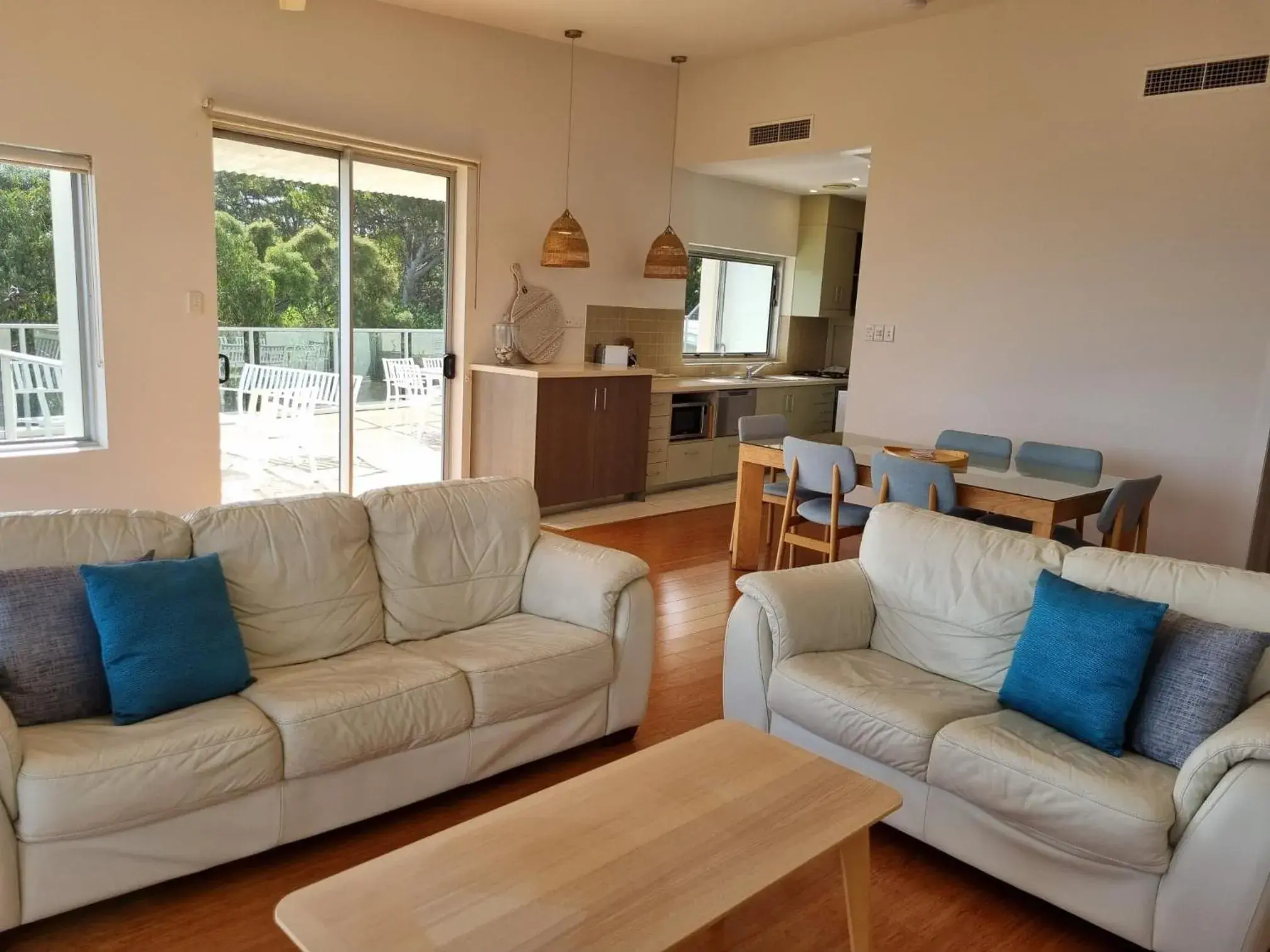 Two-Bedroom Apartment with Balcony and Terrace in Rainbow Ocean Palms Resort Two-Bedroom Apartment with Balcony and Terrace in Rainbow Ocean Palms Resort