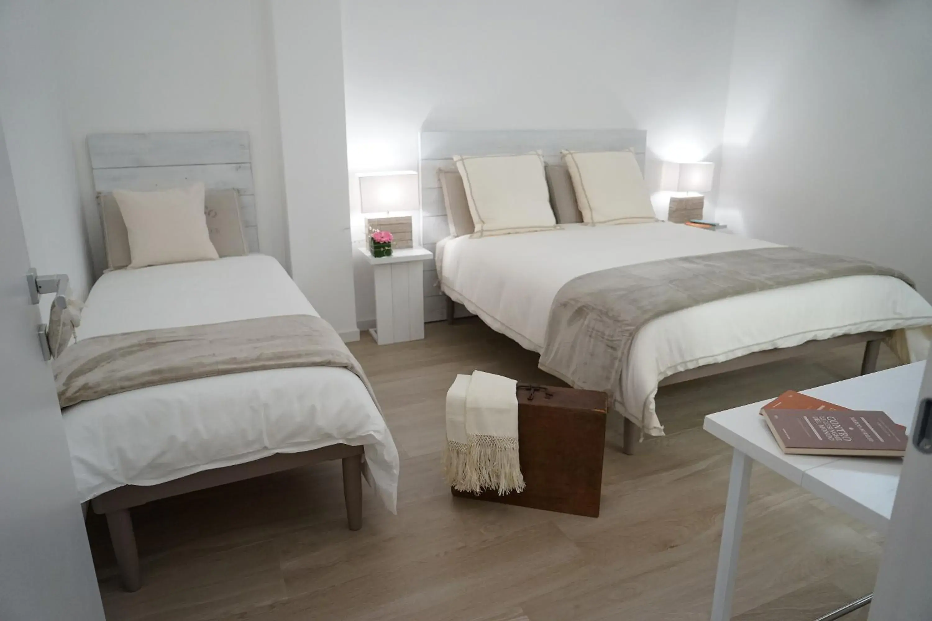 Comfort Triple Room in FEMily B&B Bed and Breakfast di Puglia in - Bari Comfort Triple Room in FEMily B&B Bed and Breakfast di Puglia in - Bari