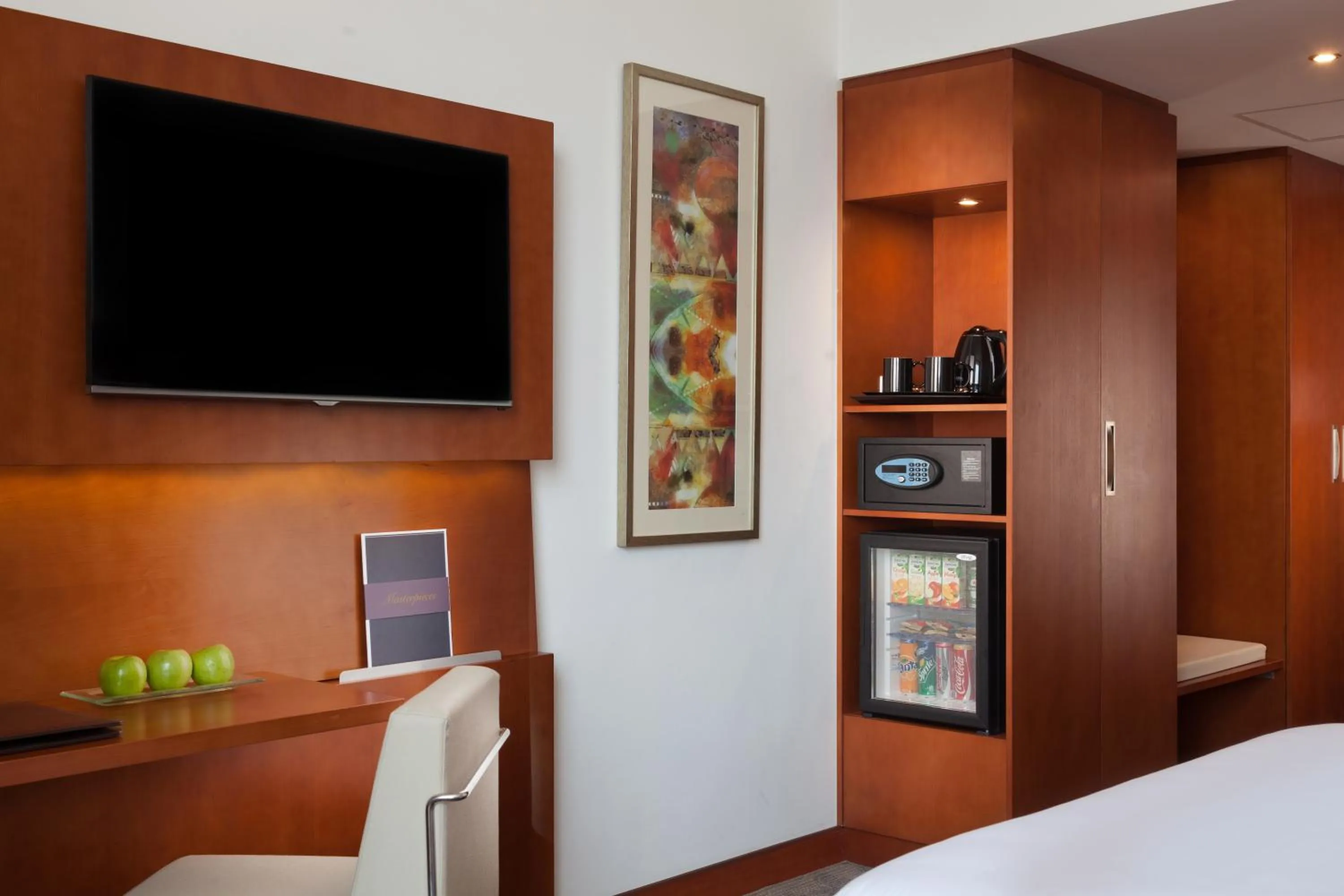 Area and facilities, Bed in Steigenberger Hotel El Tahrir Cairo