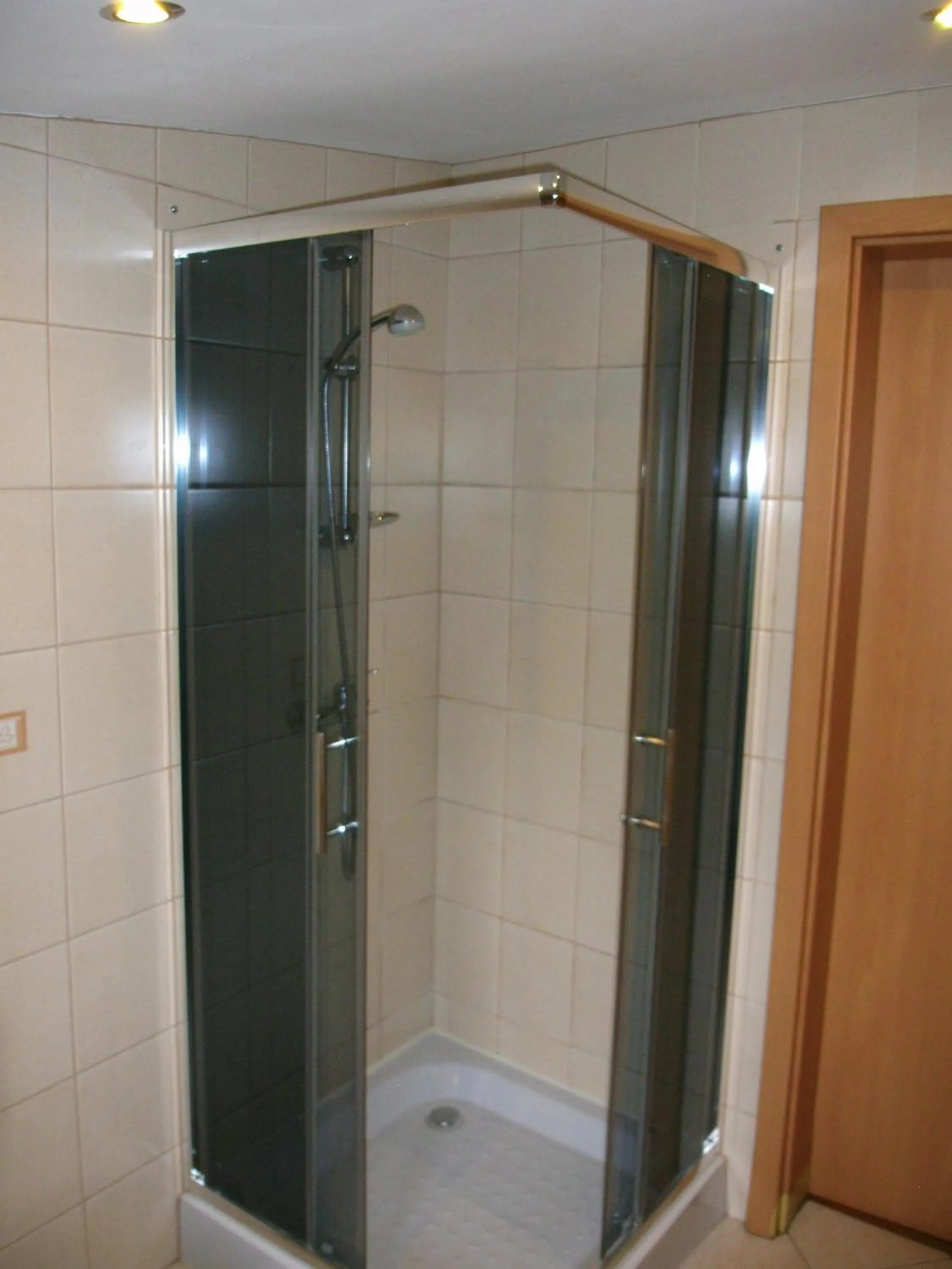 Photo of the whole room in W Starym Ogrodnictwie