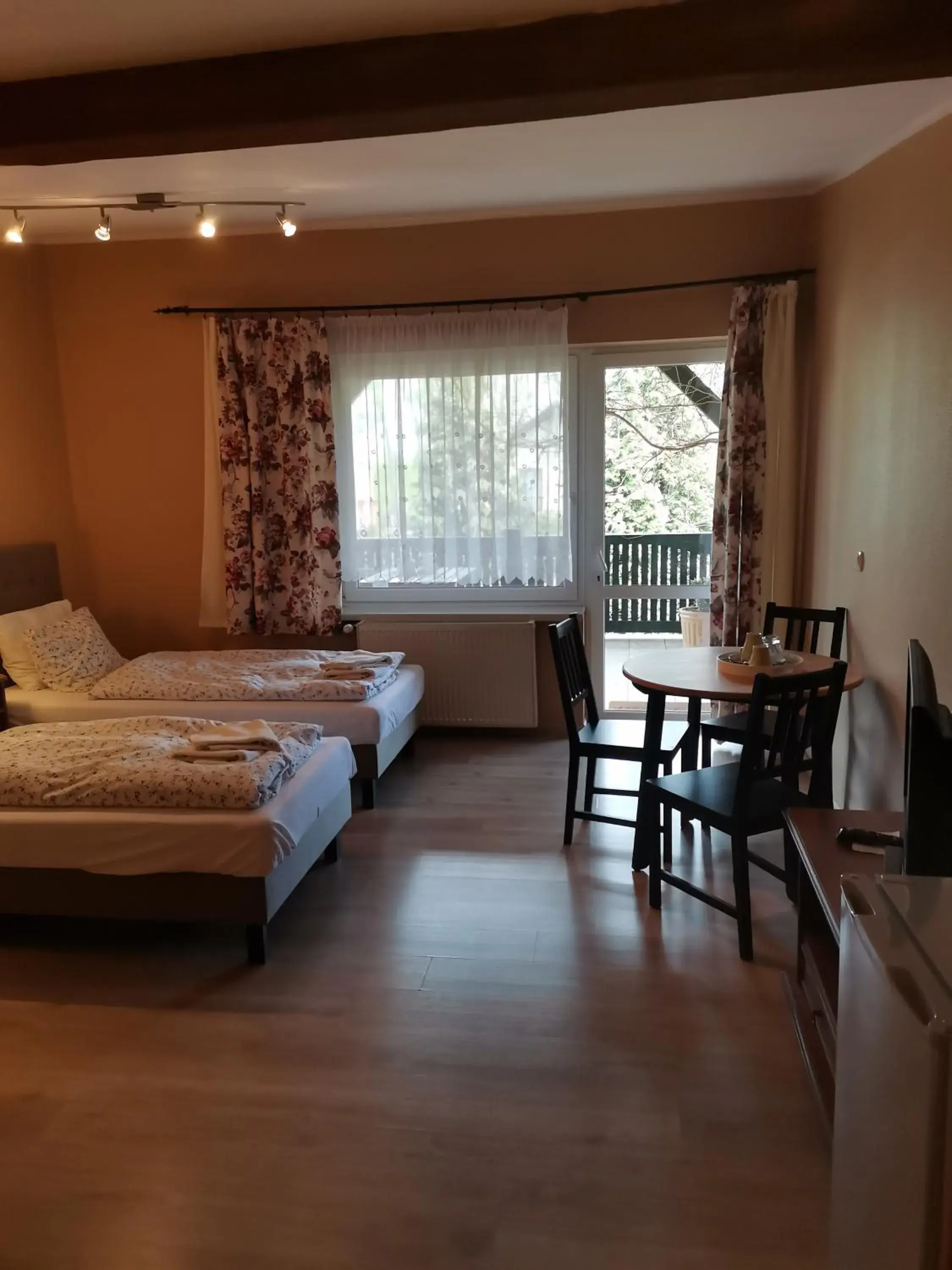 Triple Room in W Starym Ogrodnictwie Triple Room in W Starym Ogrodnictwie