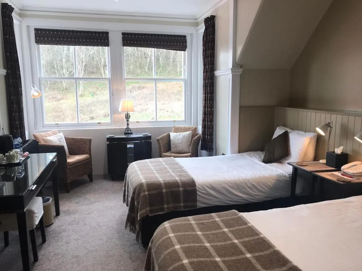 Photo of the whole room, Bed in Loch Melfort Hotel