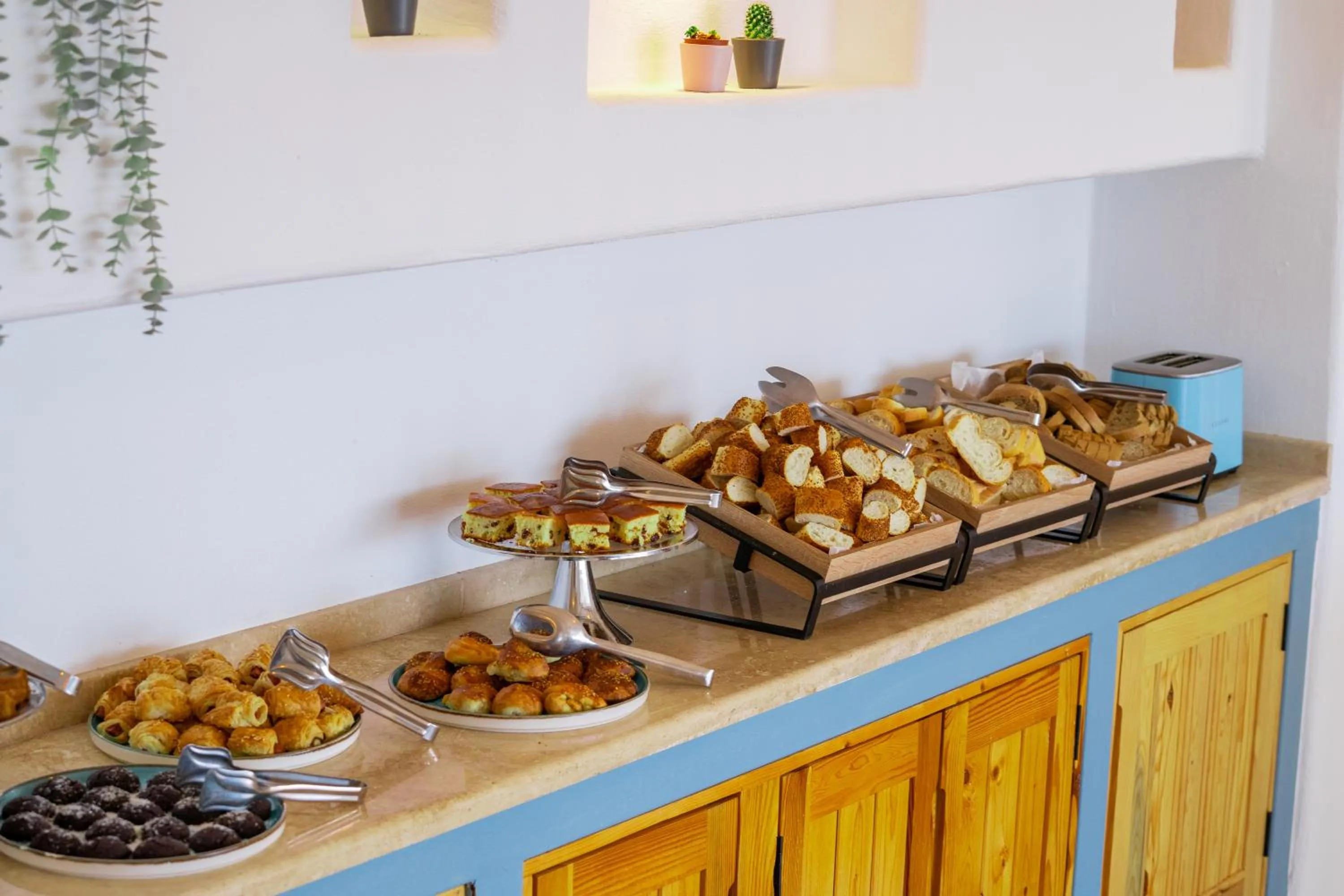 Breakfast in Payam Hotel