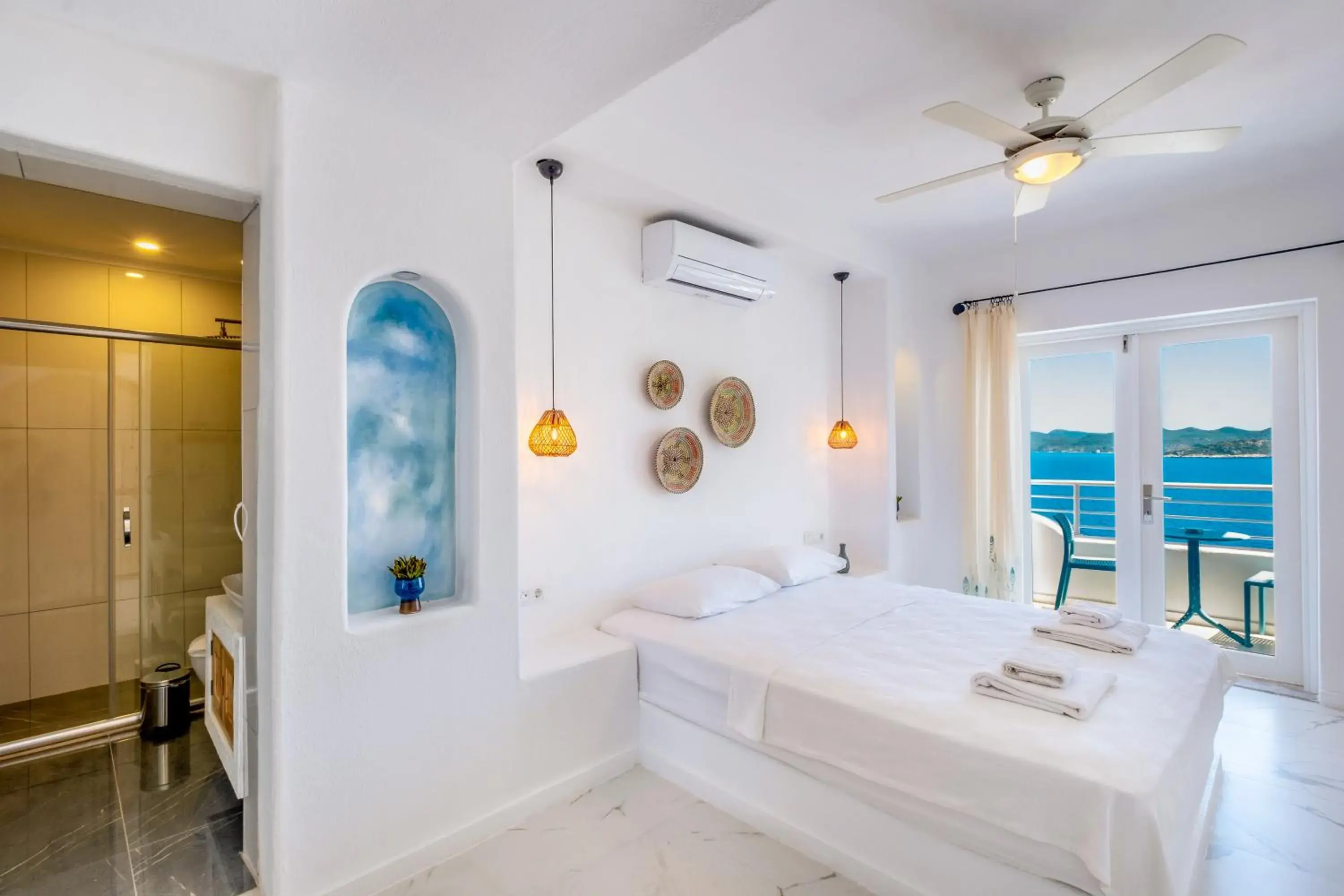 Bed in Payam Hotel Bed in Payam Hotel