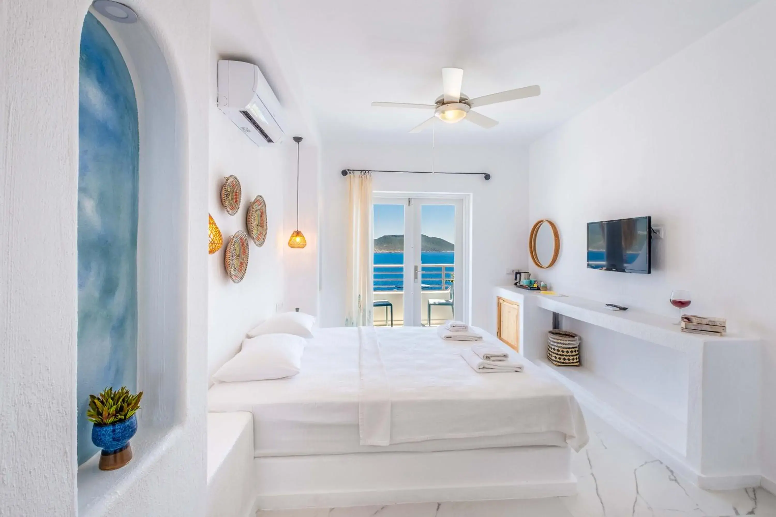 Bed in Payam Hotel Bed in Payam Hotel