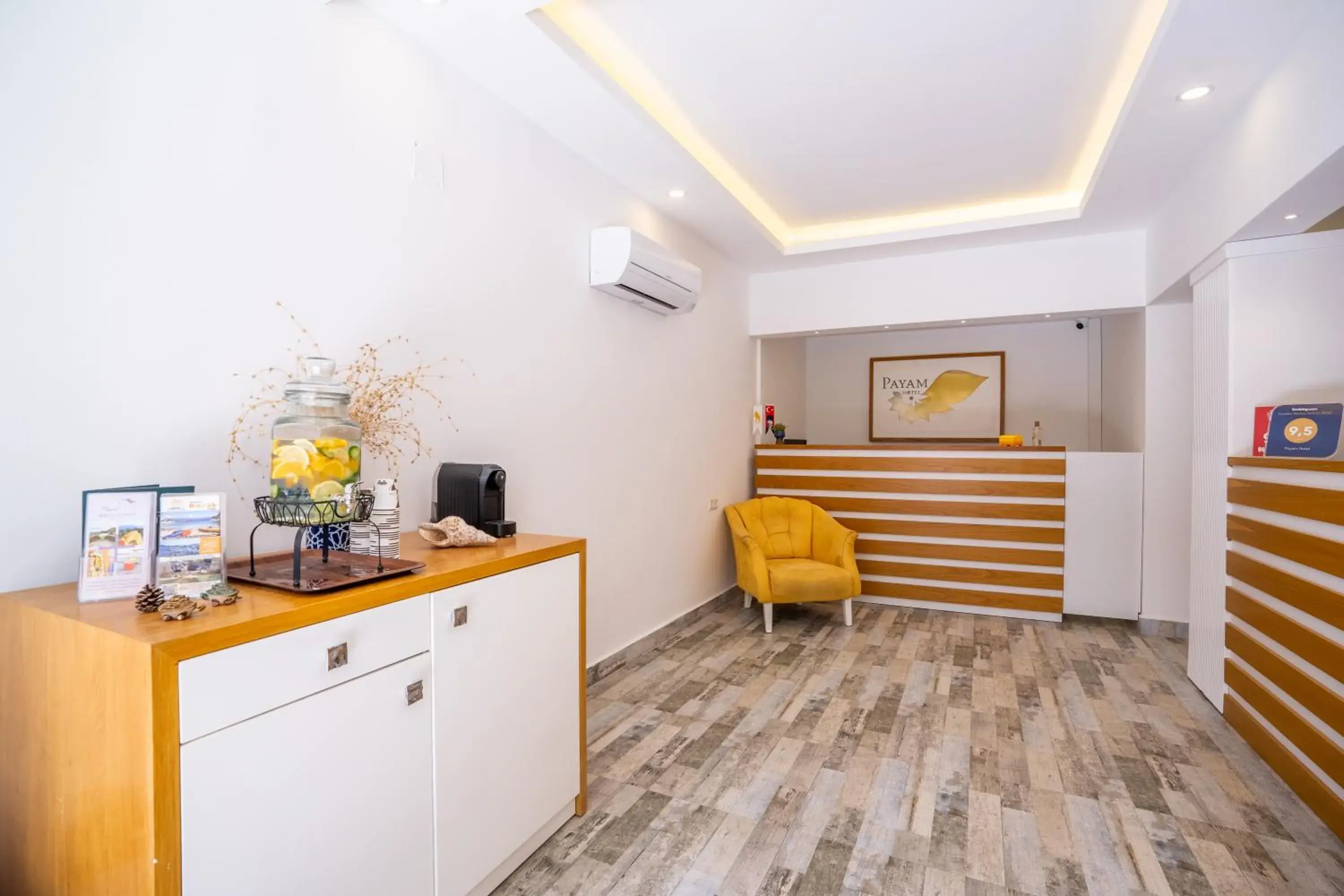 Lobby or reception in Payam Hotel Lobby or reception in Payam Hotel