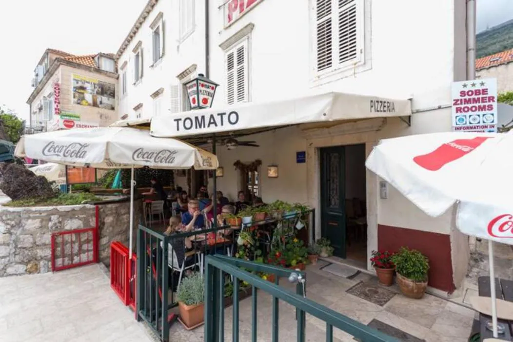 Property building in Tomato Old Town entrance