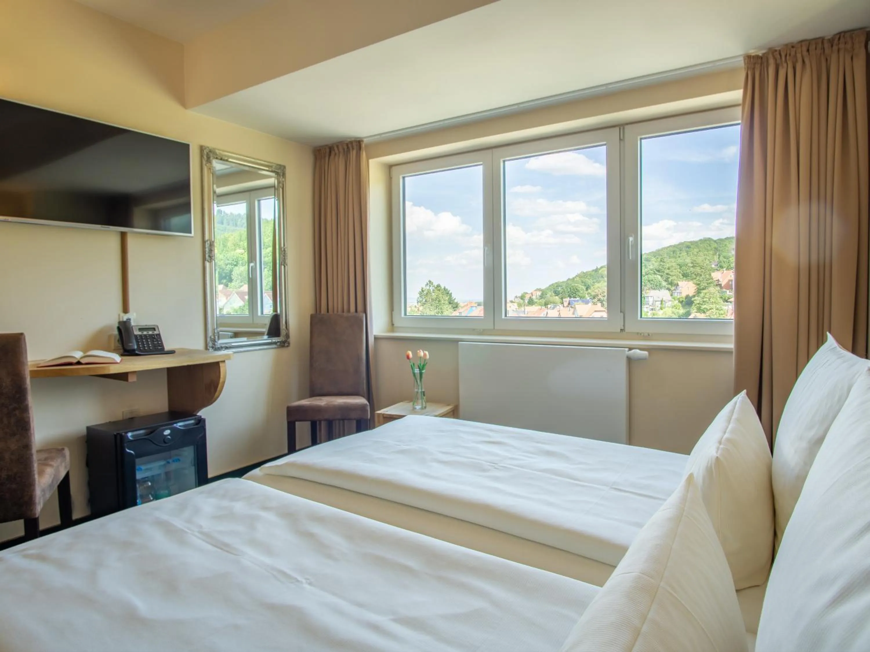 View (from property/room), Bed in Hasseröder Burghotel