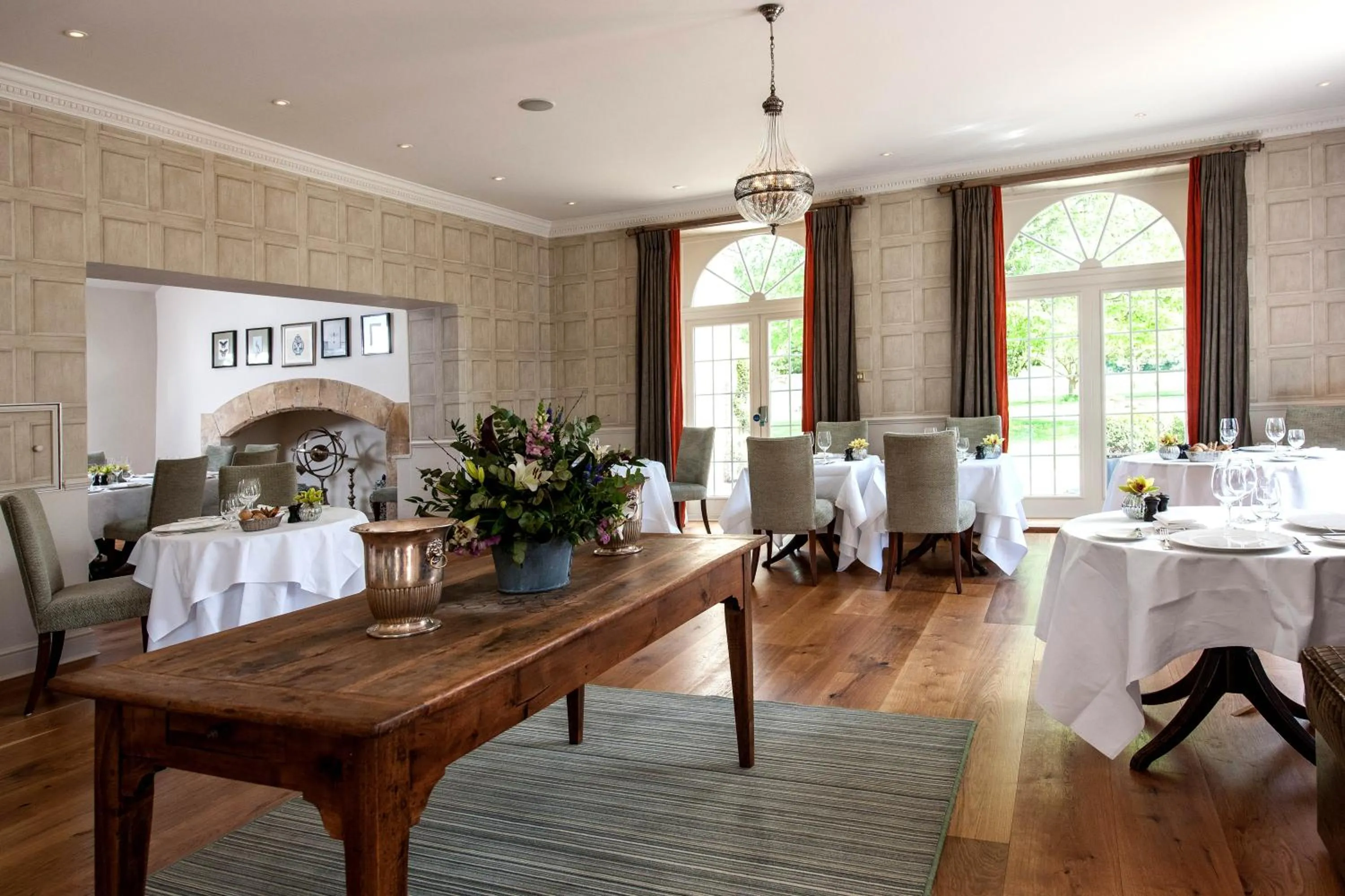 Restaurant/places to eat in The Slaughters Manor House