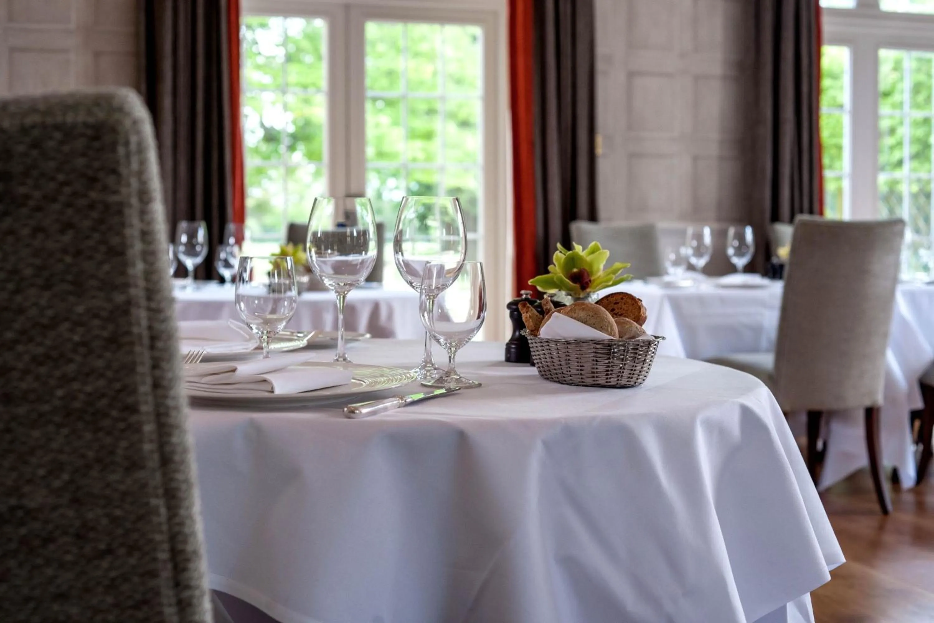 Restaurant/places to eat in The Slaughters Manor House