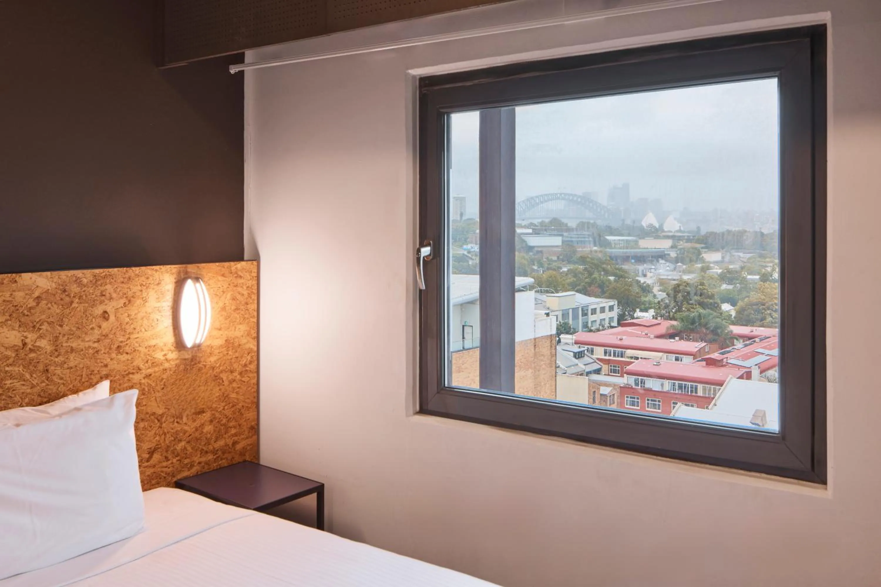 City view, Bed in ibis budget Sydney East