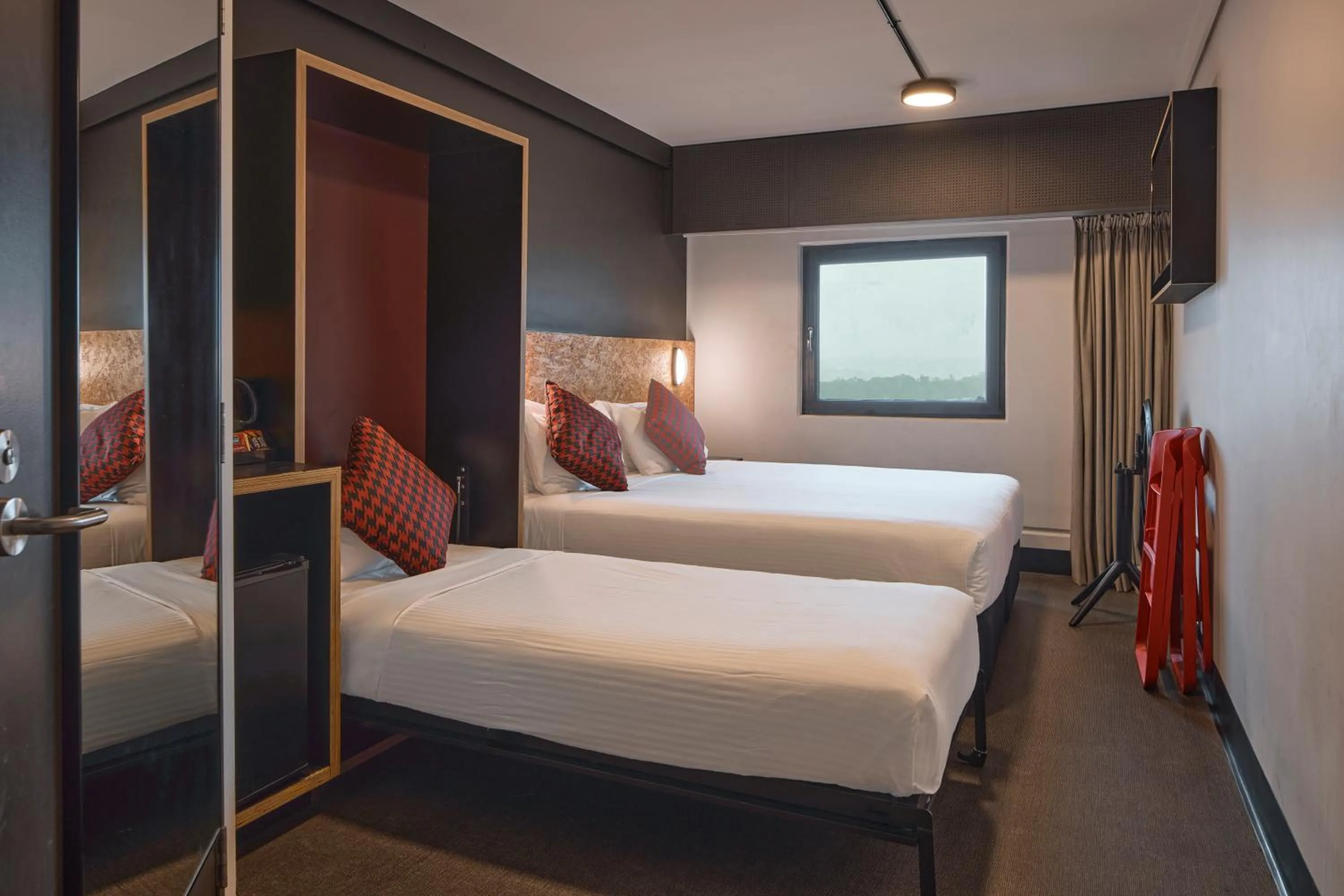 View (from property/room), Bed in ibis budget Sydney East