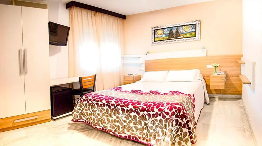 Photo of the whole room, Bed in Hotel Albero