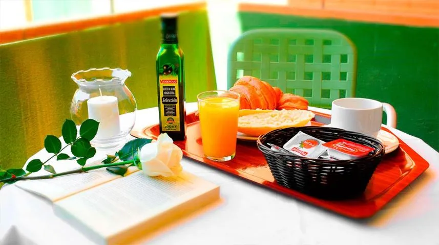 Breakfast in Hotel Albero