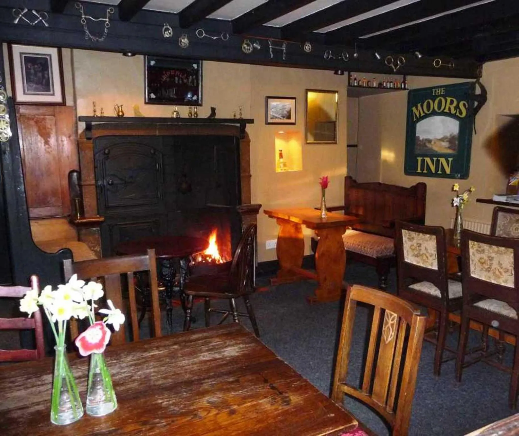 Restaurant/places to eat in Moors Inn