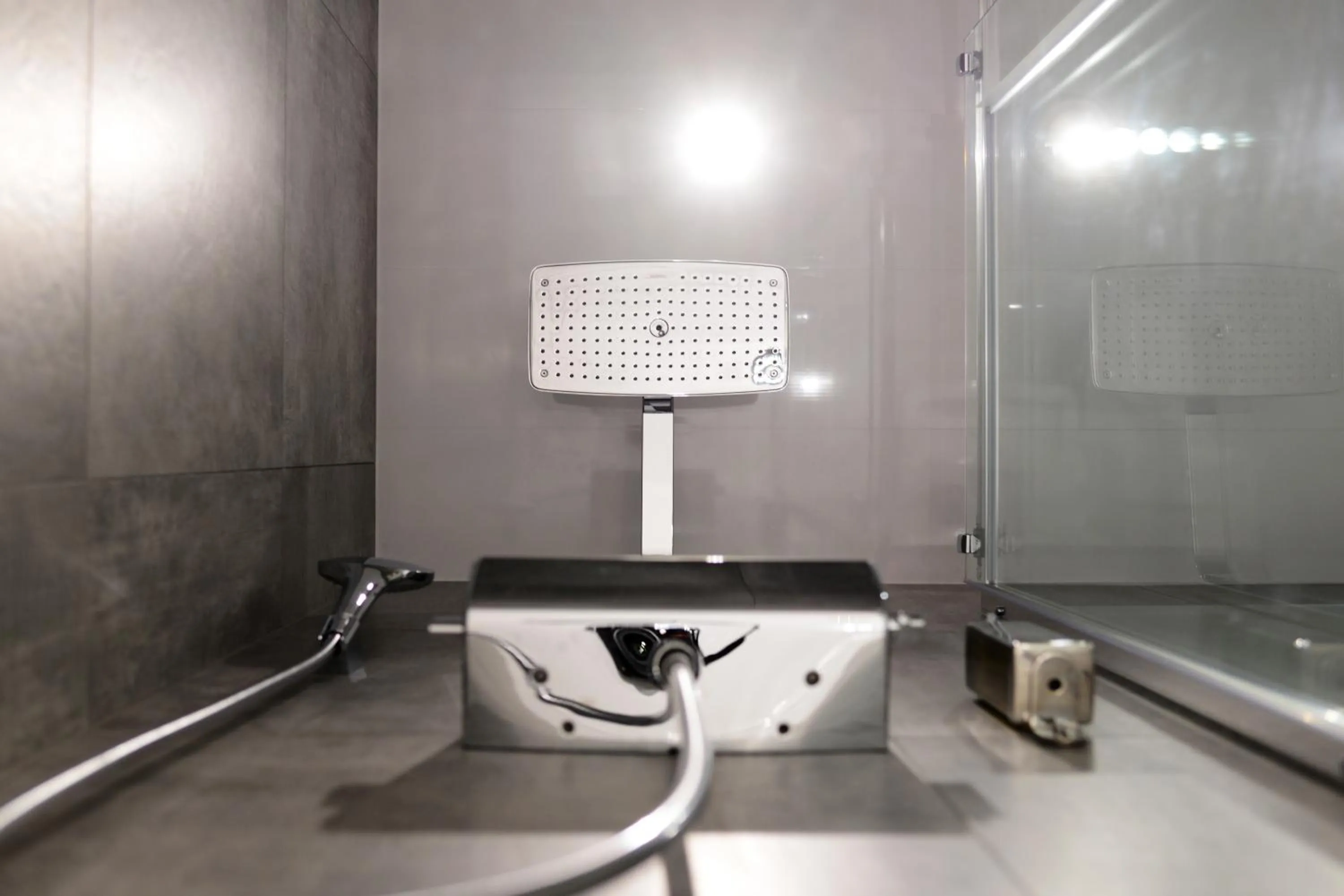 Shower in The 29 London