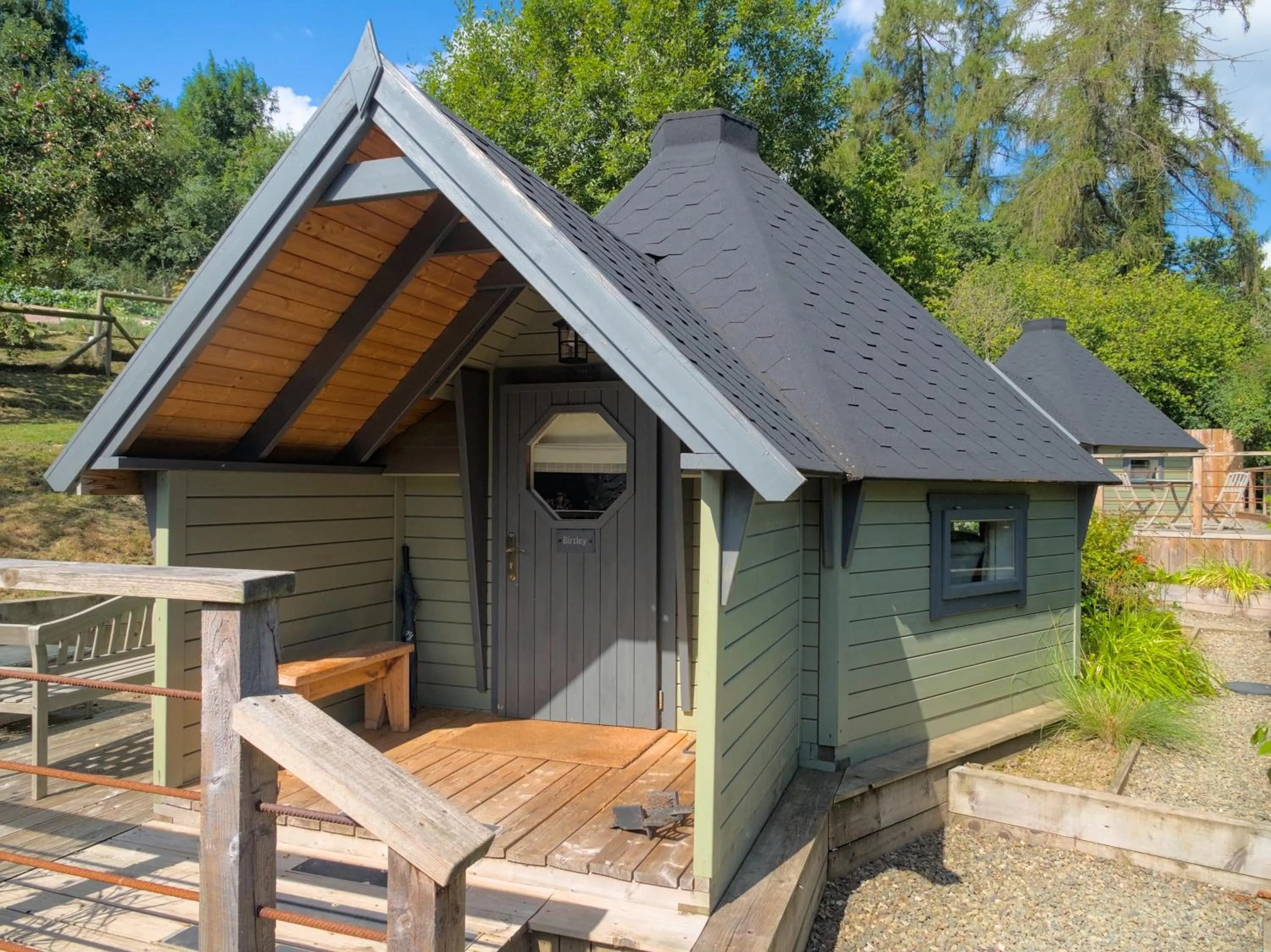 Property building in Riverside Inn, Aymestrey