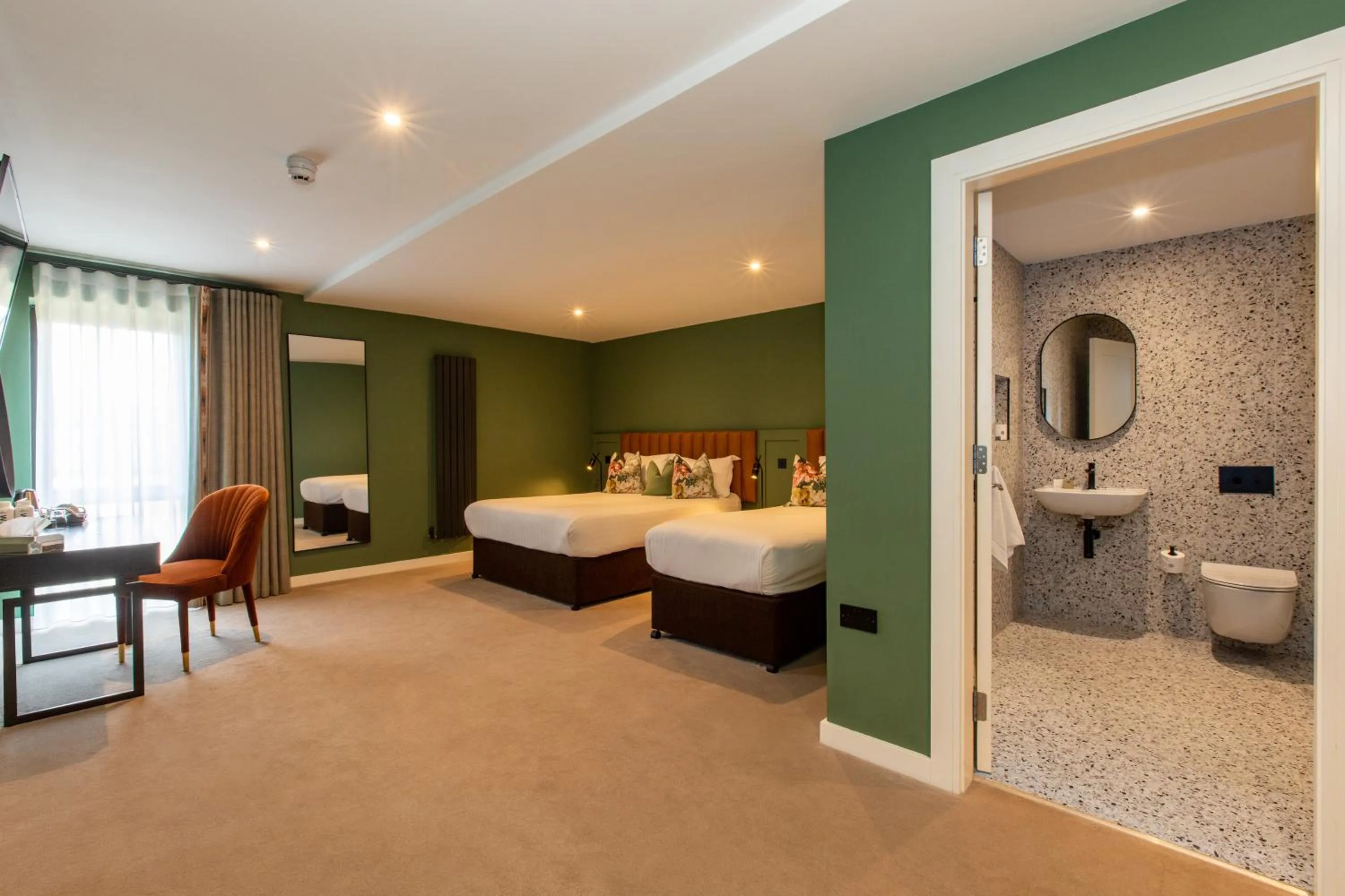 Bedroom, Bed in Silken Thomas Accommodation