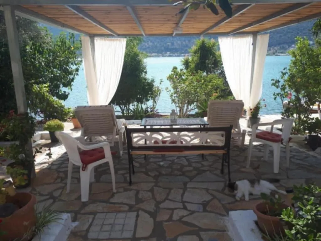 Geni Bay