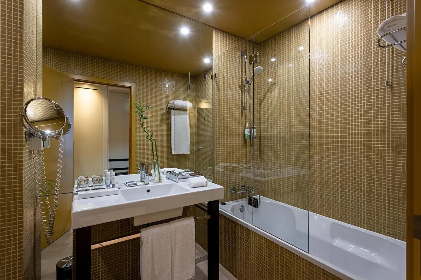 Bathroom in Pestana Palacio do Freixo, Pousada & National Monument - The Leading Hotels of the World Bathroom in Pestana Palacio do Freixo, Pousada & National Monument - The Leading Hotels of the World
