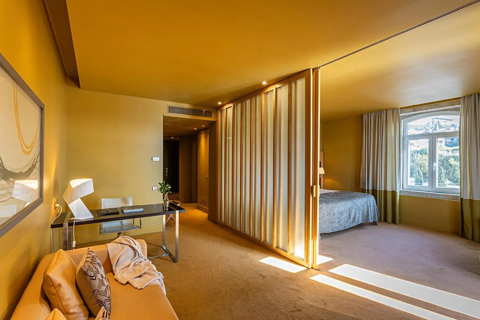 Bedroom, Bed in Pestana Palacio do Freixo, Pousada & National Monument - The Leading Hotels of the World