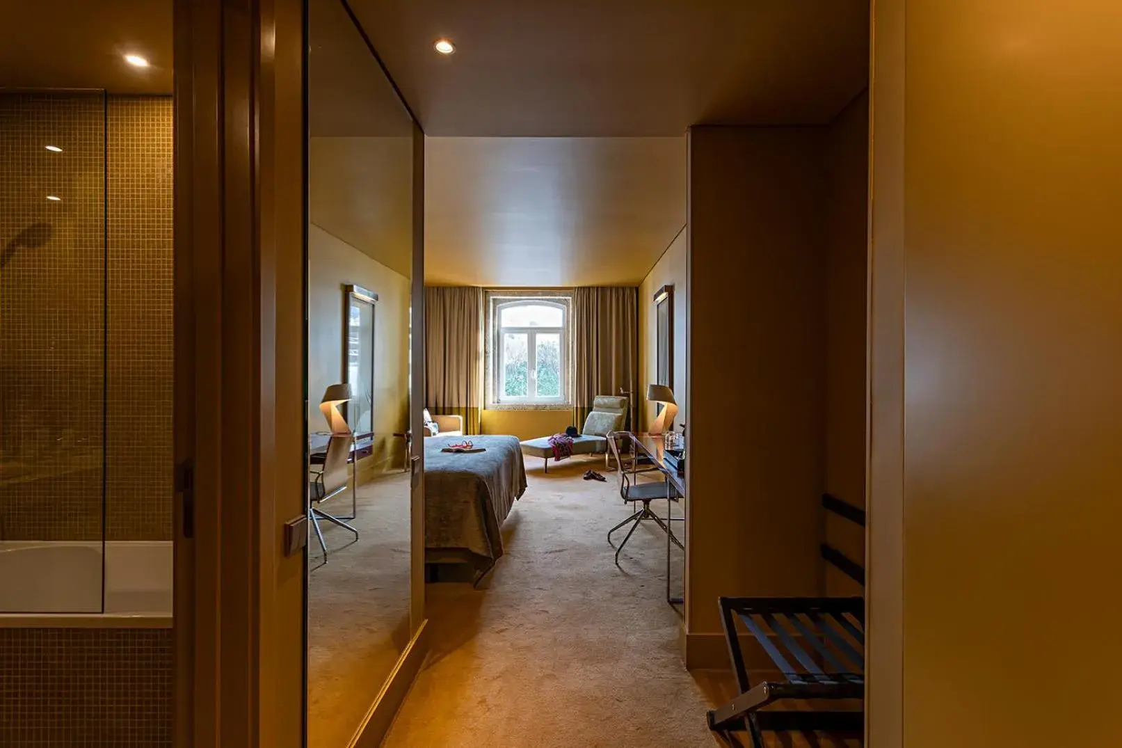 Bedroom in Pestana Palacio do Freixo, Pousada & National Monument - The Leading Hotels of the World Bedroom in Pestana Palacio do Freixo, Pousada & National Monument - The Leading Hotels of the World