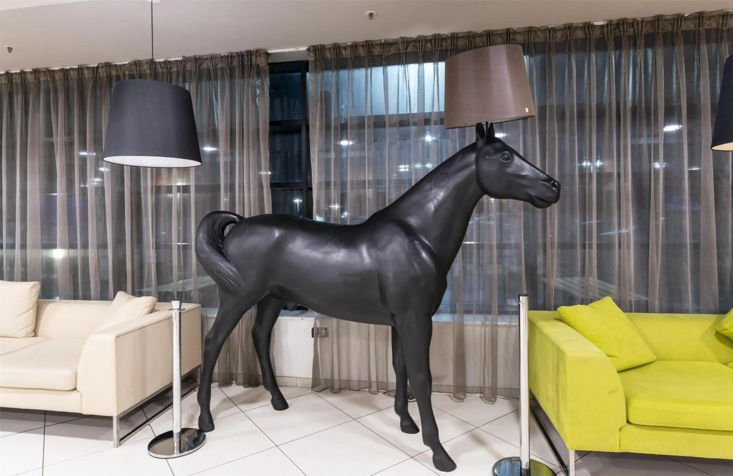 Lobby or reception in Hampton by Hilton Liverpool John Lennon Airport Lobby or reception in Hampton by Hilton Liverpool John Lennon Airport