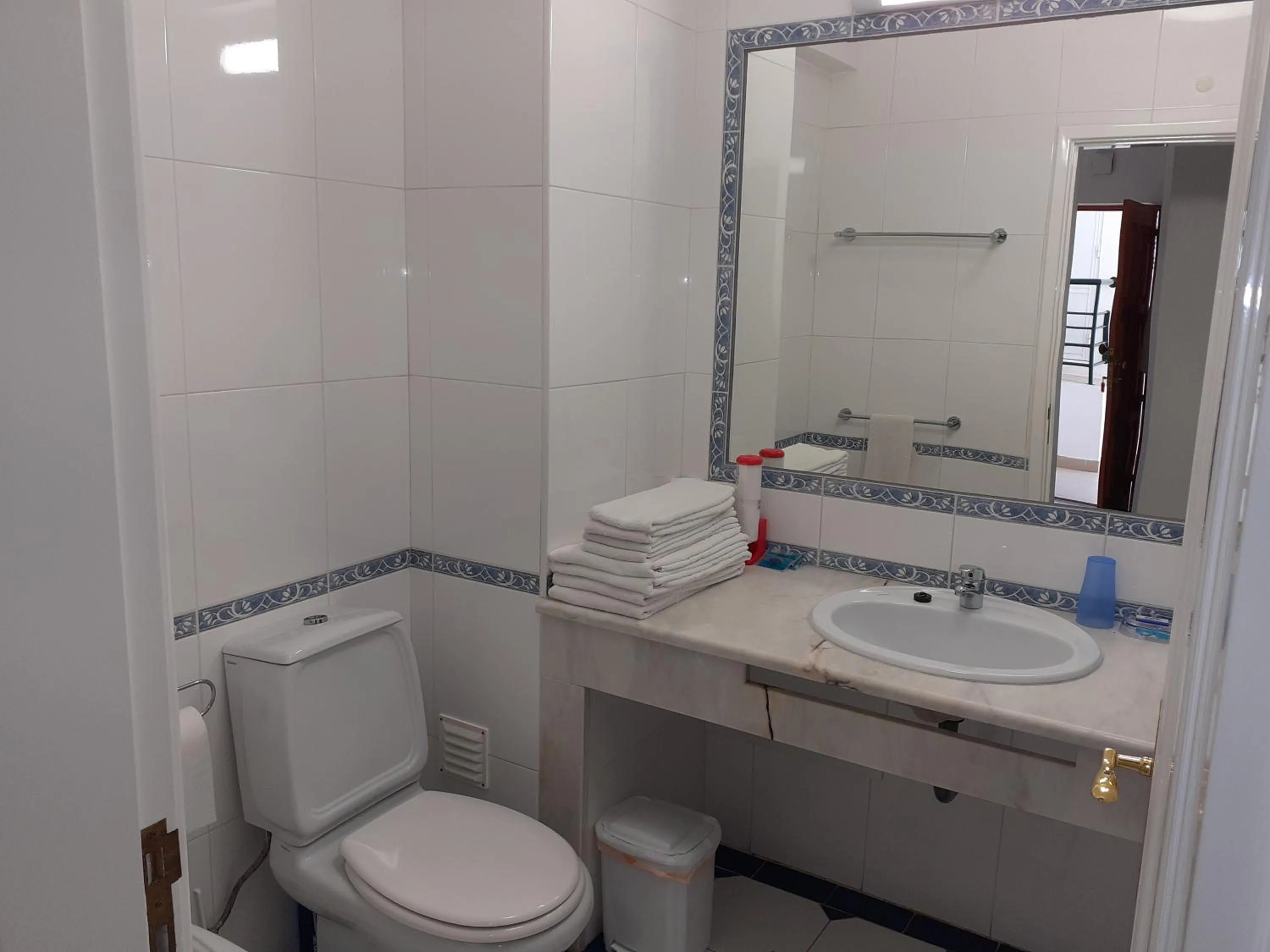 Bathroom in Clube Meia Praia