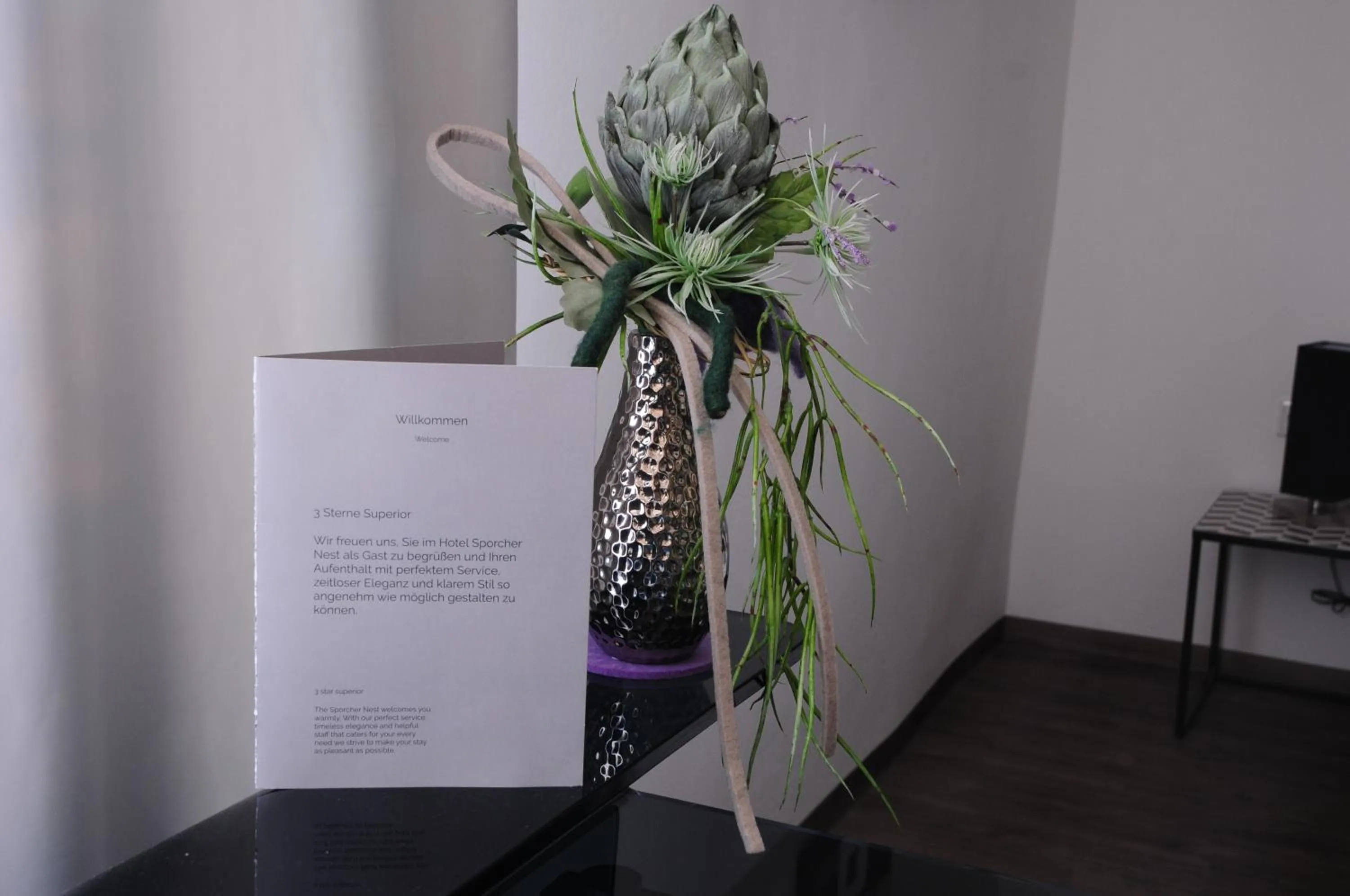 Decorative detail in Hotel Sporcher Nest