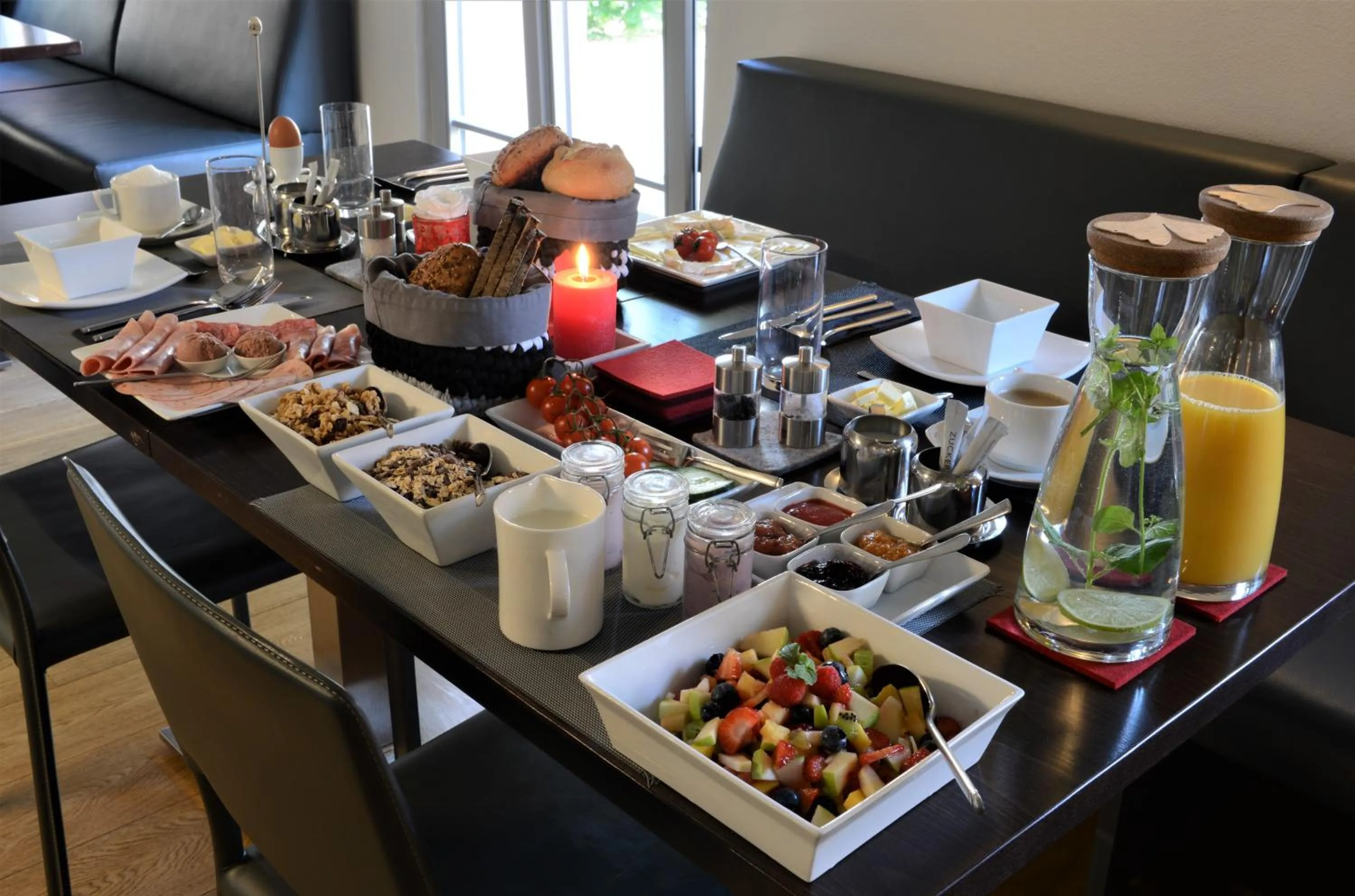 Food and drinks in Hotel Sporcher Nest