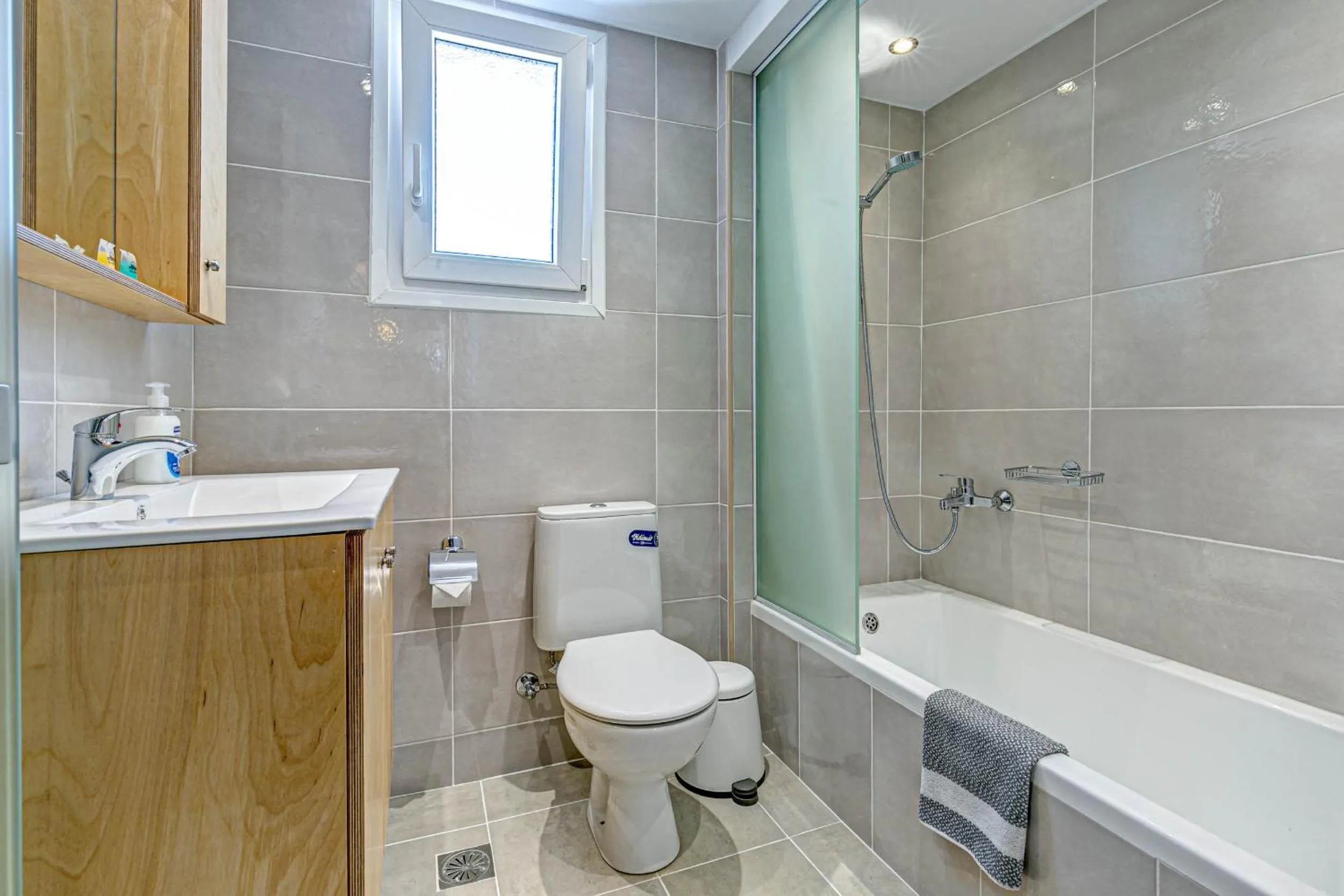 Palapart Gikas House