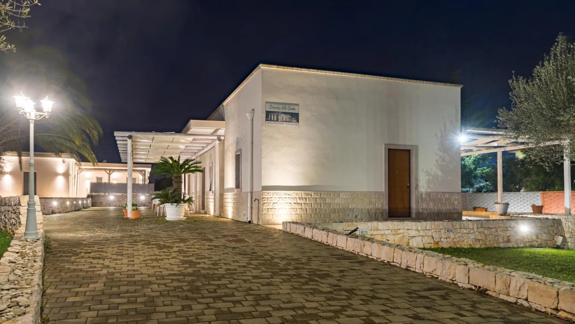 Property building in Dimora Delle Grotte