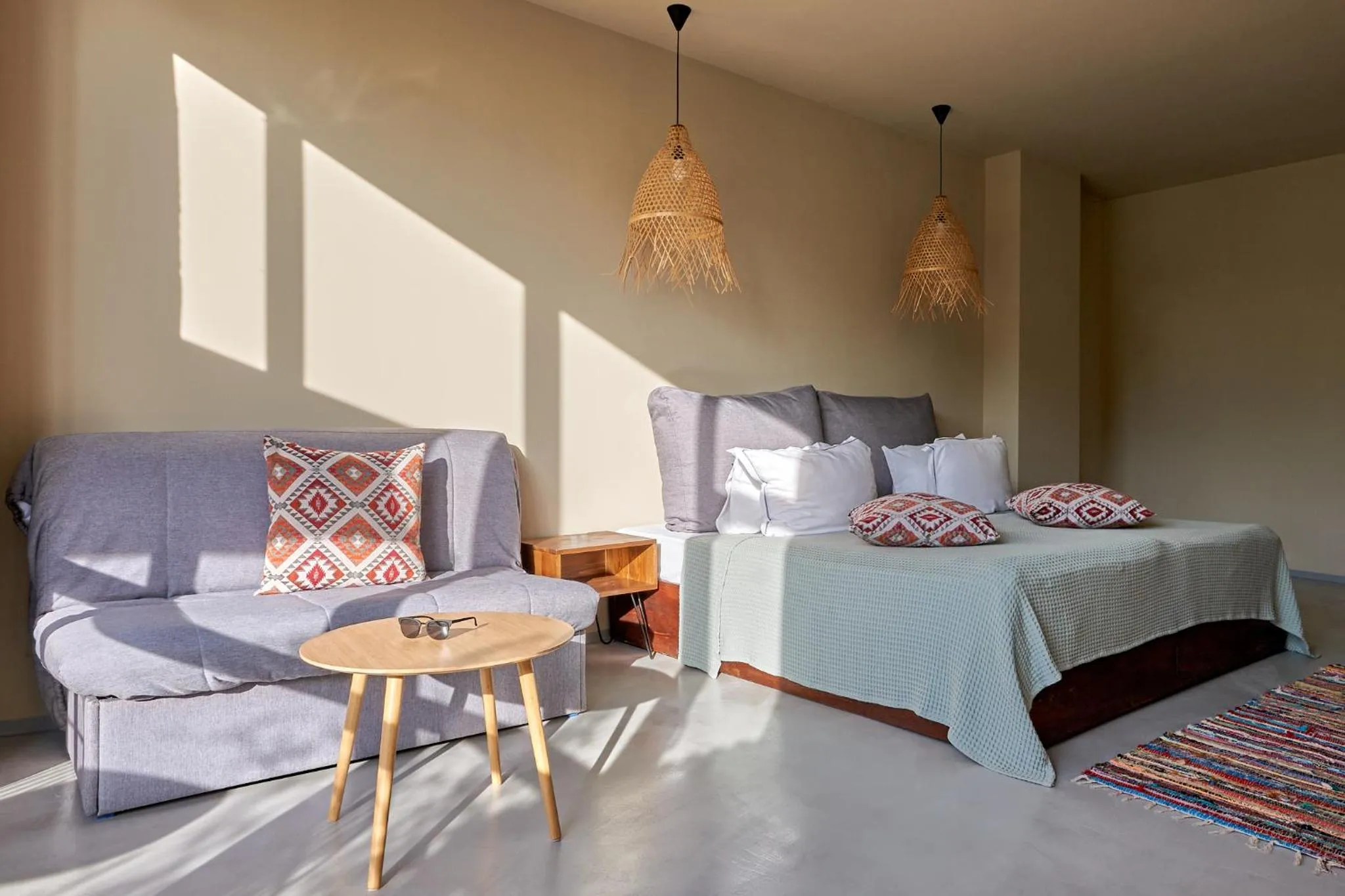 Living room, Bed in Sunny Beach Club - Adults Only #YouthfulVibes