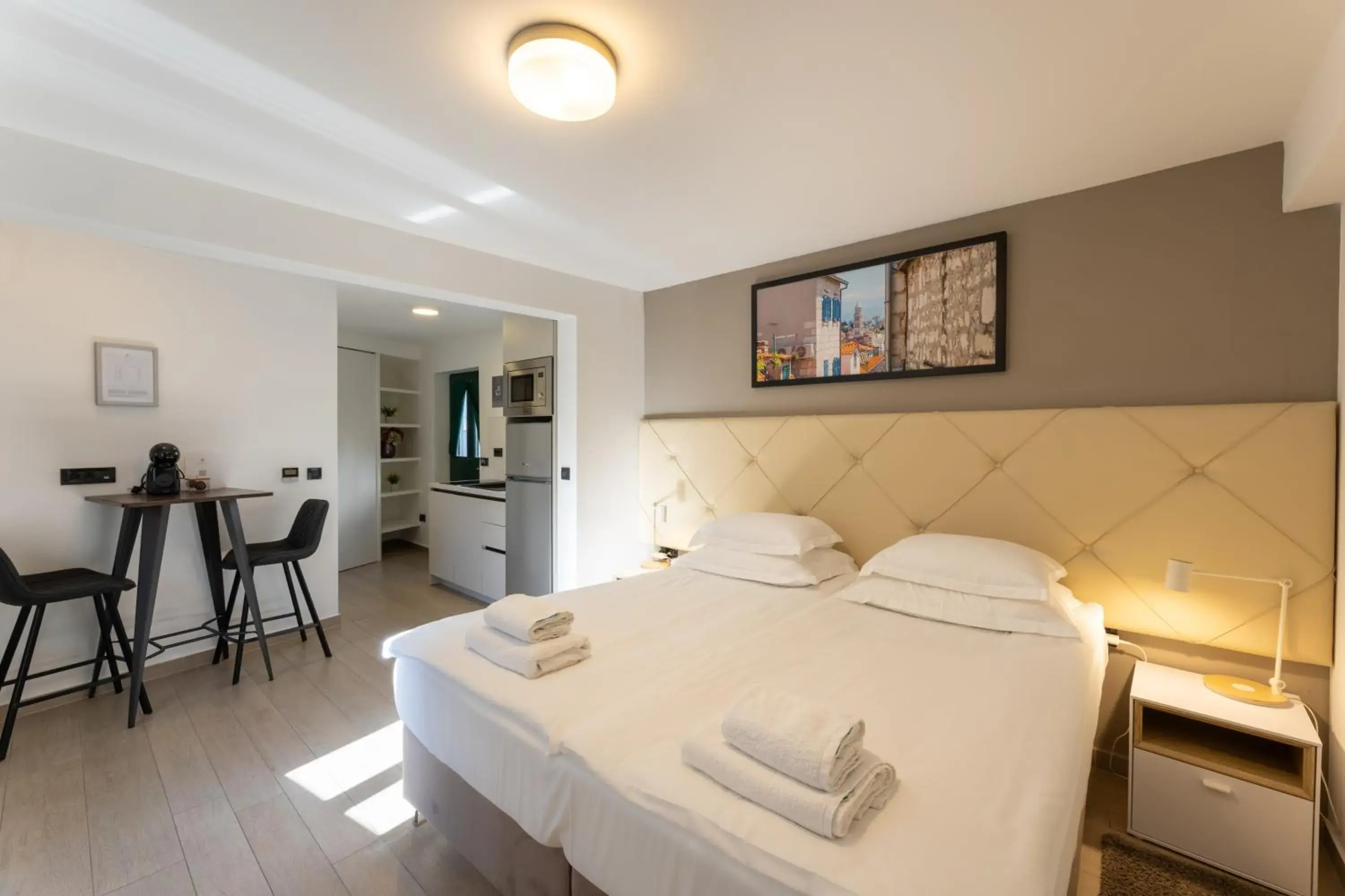 Photo of the whole room, Bed in Apartments Korta Photo of the whole room, Bed in Apartments Korta