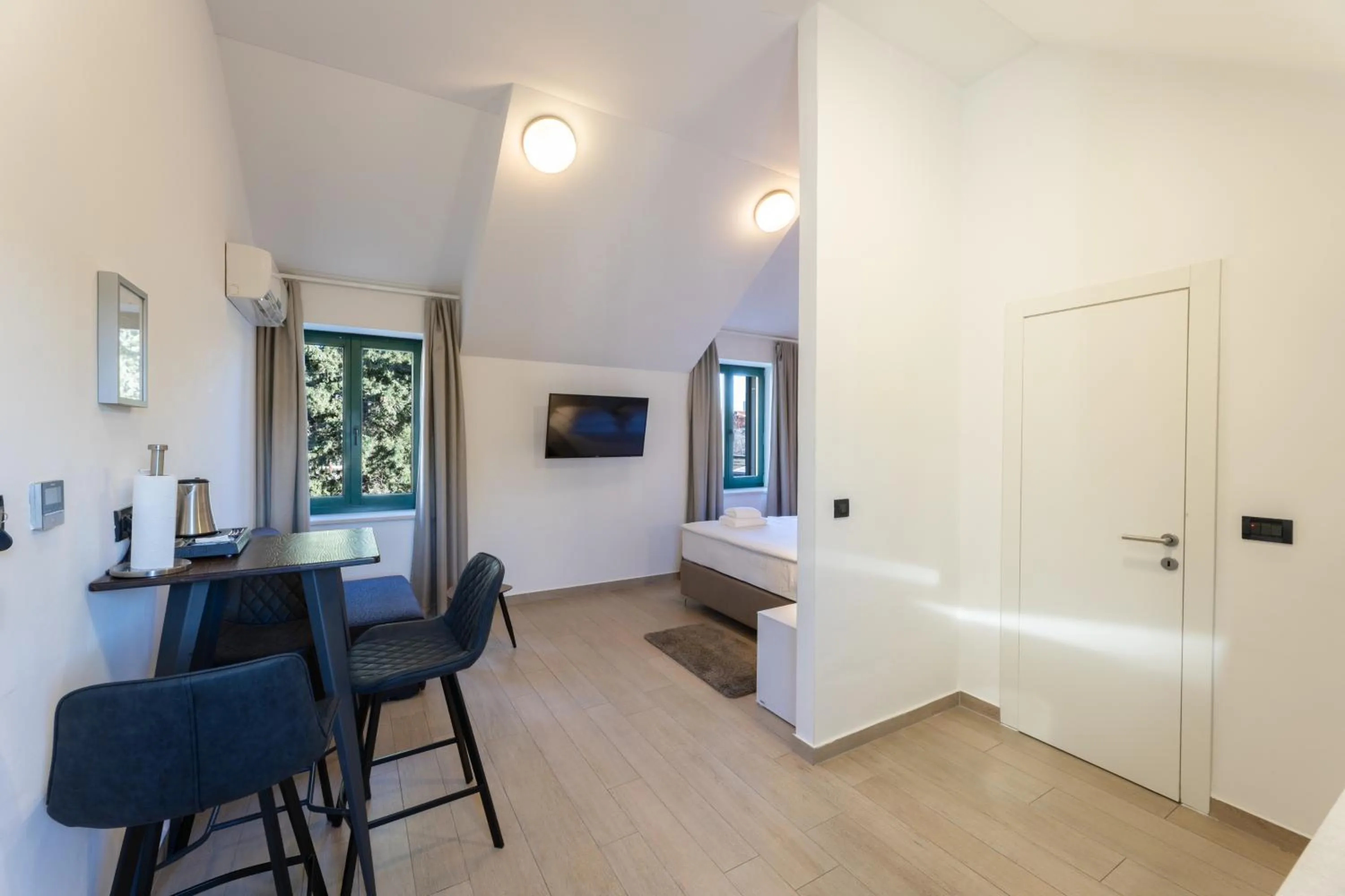 TV and multimedia, Bed in Apartments Korta